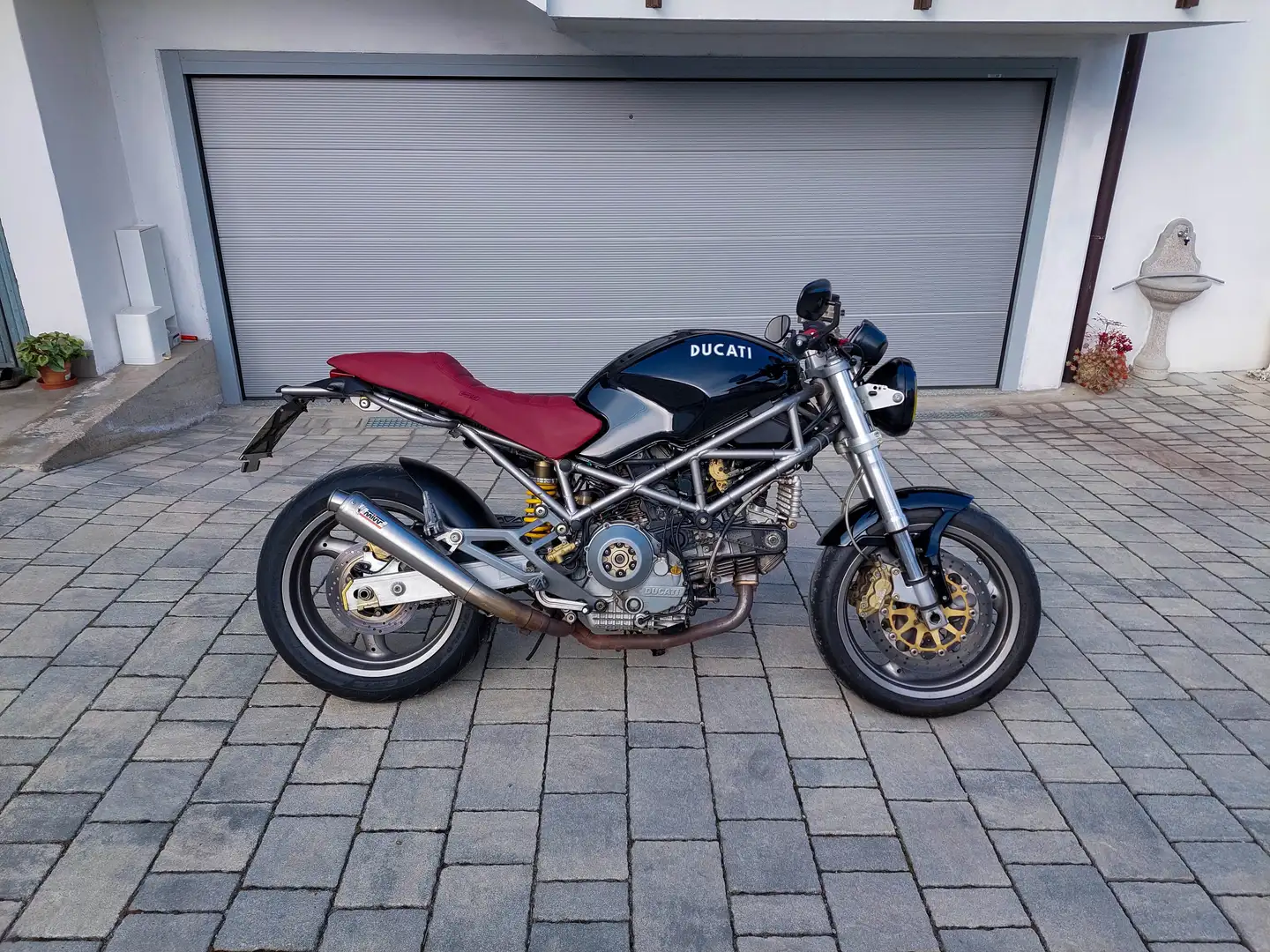 Ducati Monster 900 ie Special Nero - 1