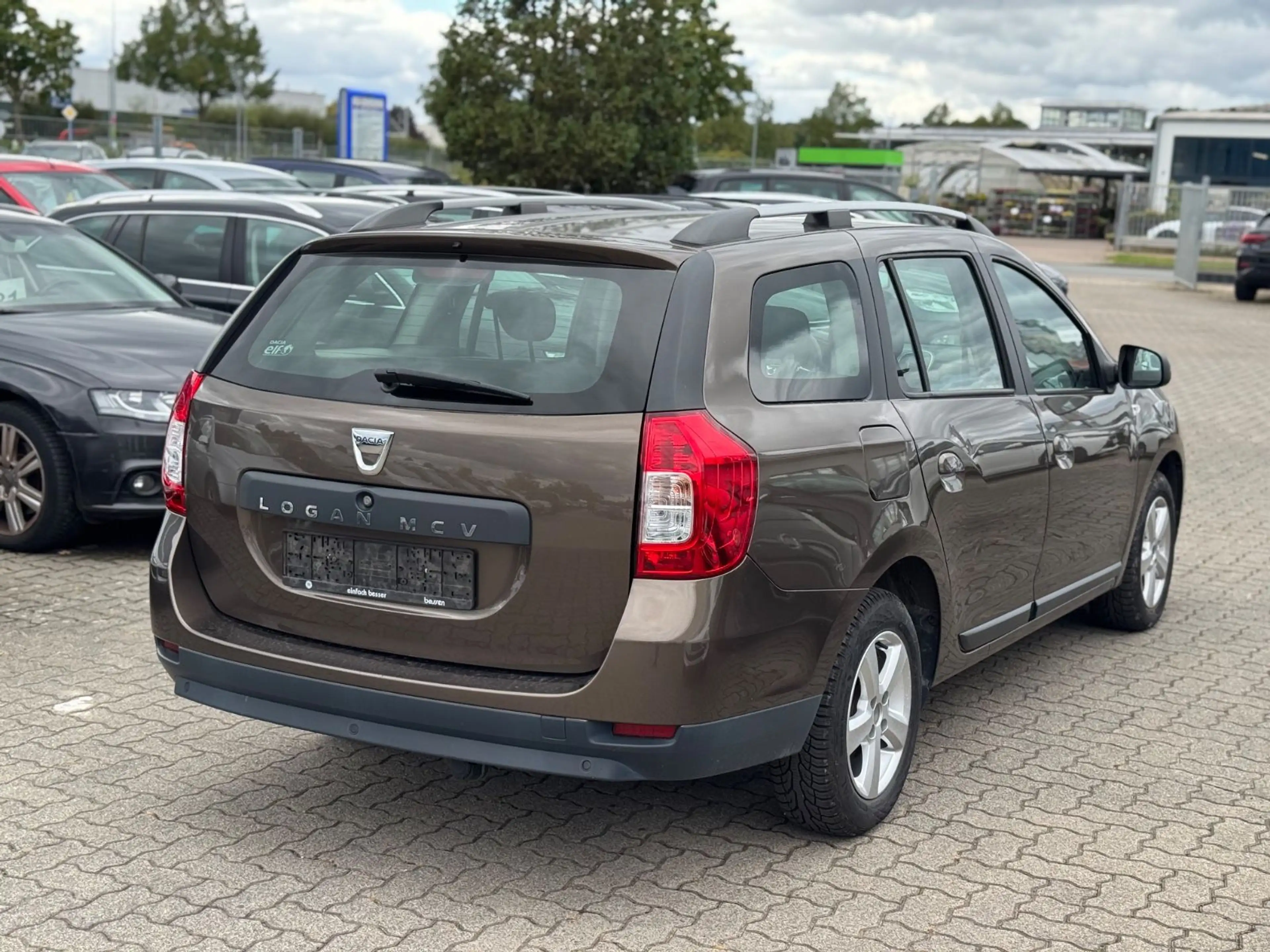 Dacia Logan MCV II Kombi Laureate — photo 3