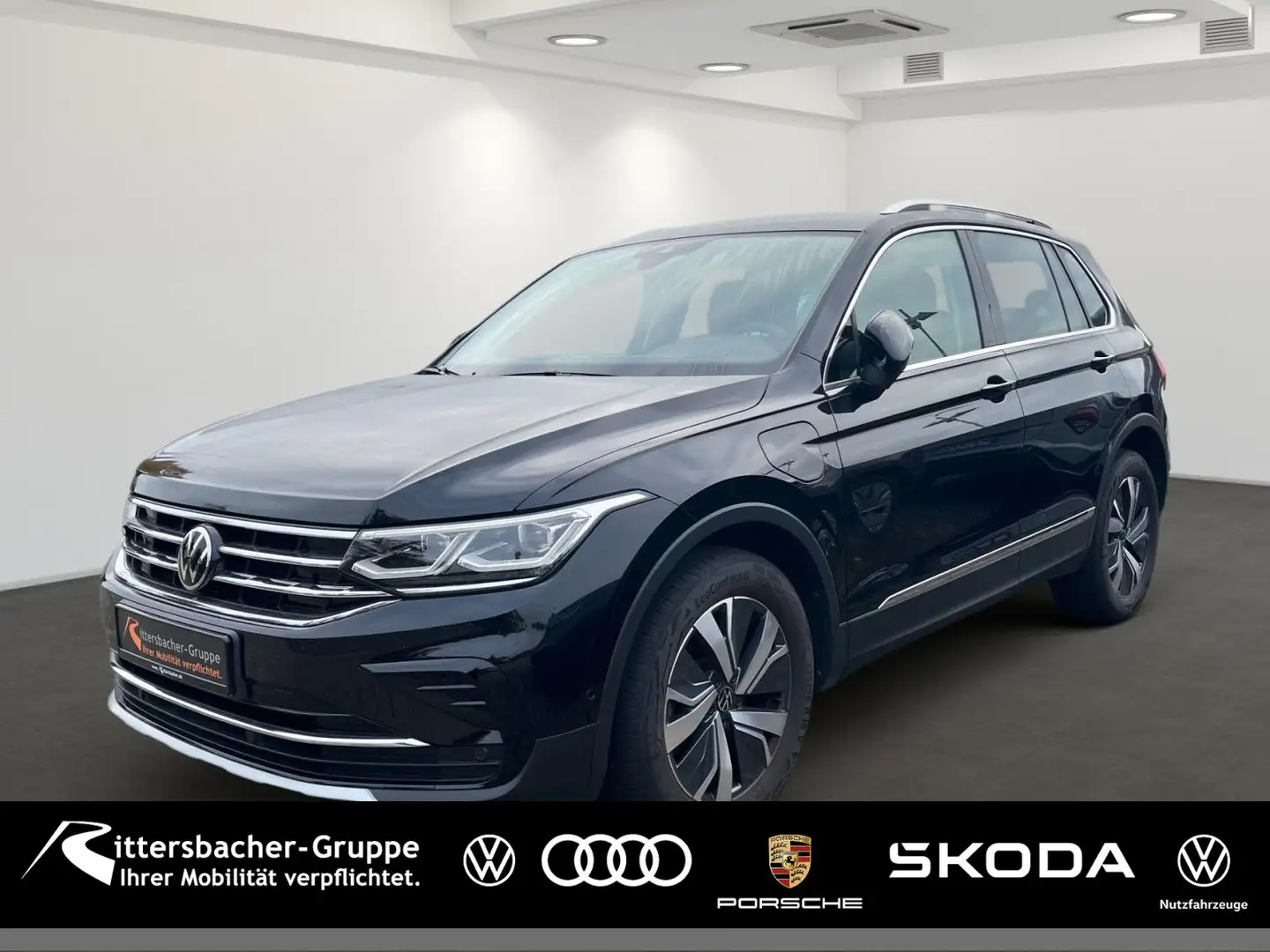 Volkswagen Tiguan 1.4 TSI Elegance DSG Schwarz - 1