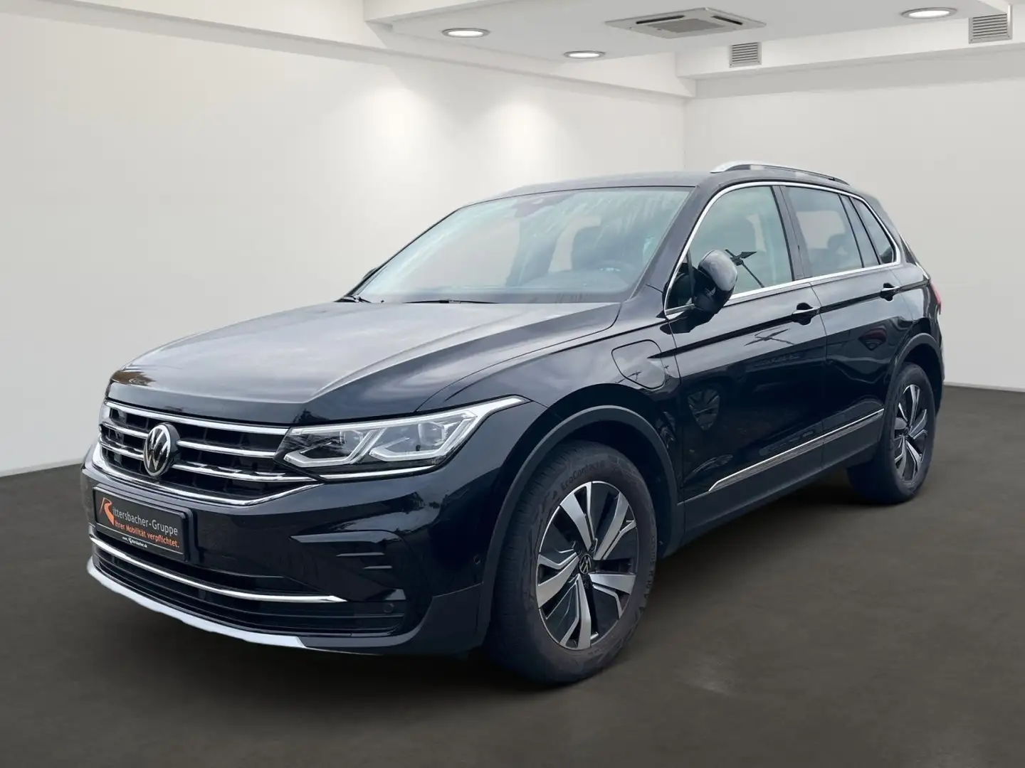 Volkswagen Tiguan 1.4 TSI Elegance DSG Schwarz - 2