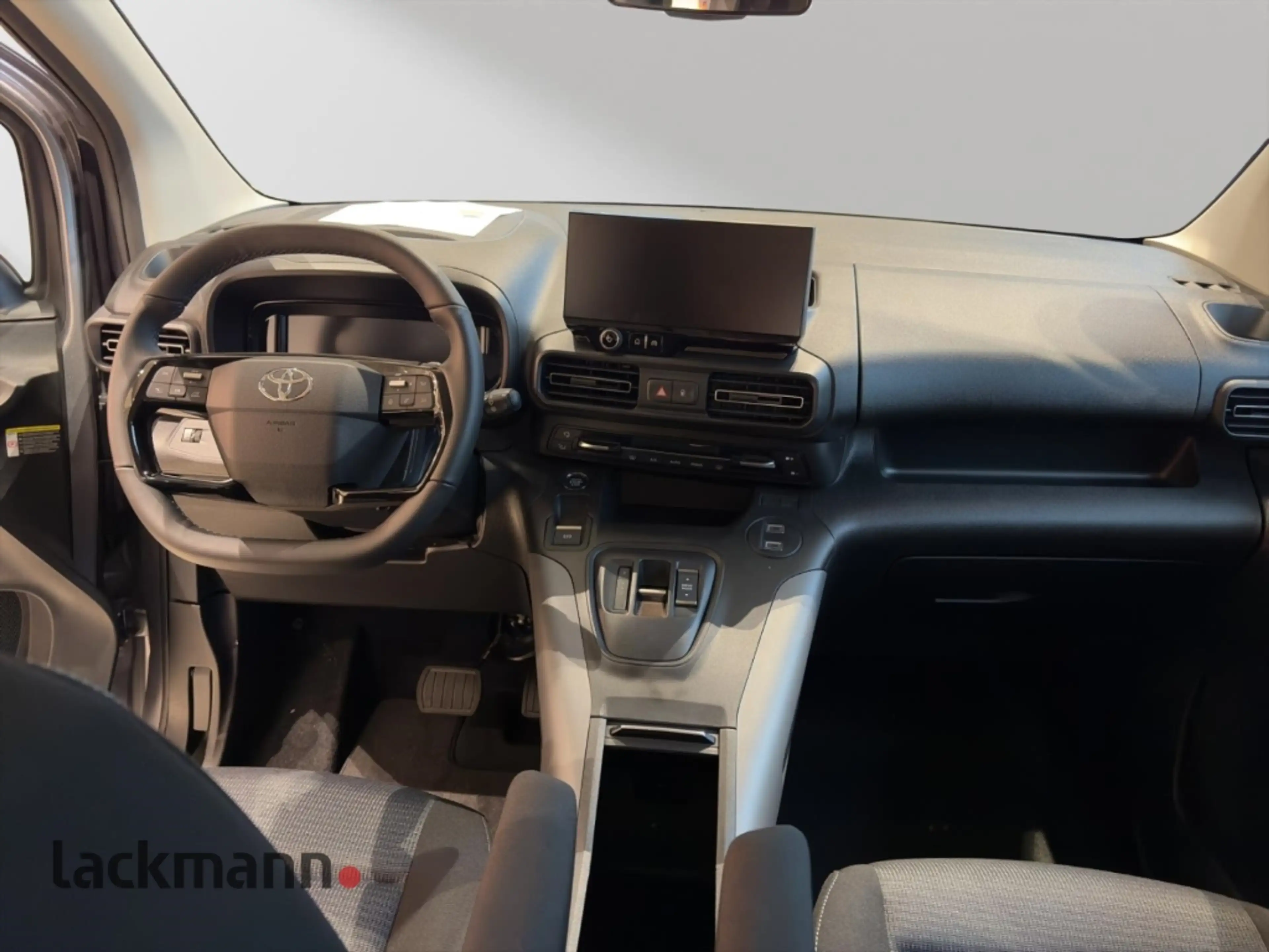 Toyota Proace City Verso Teamplayer L1 50 kWh Vollelektrisch — photo 10