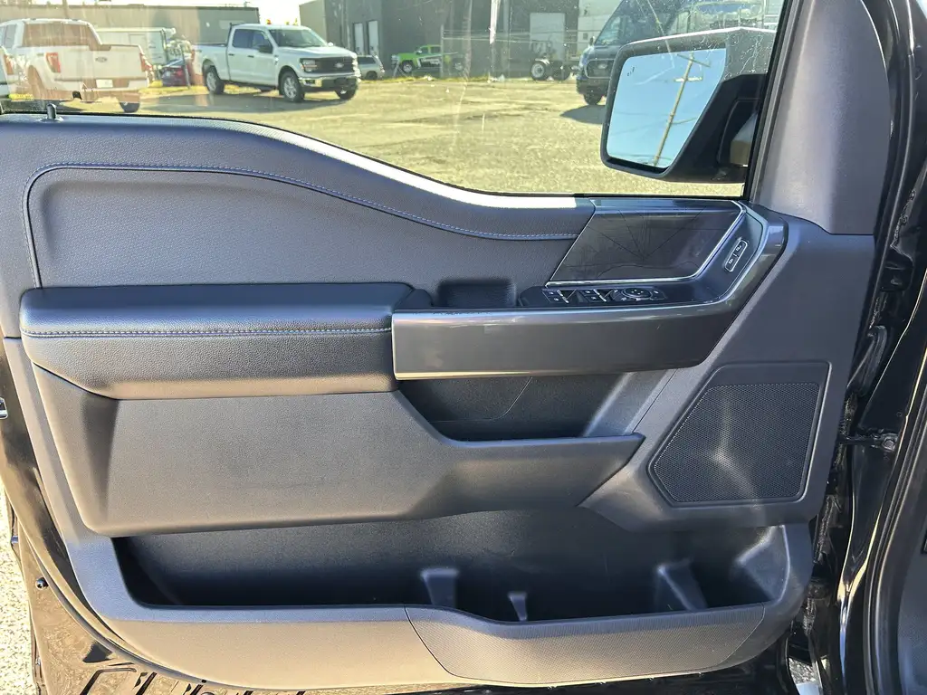 2023 Ford F-150 XLT SuperCrew 145 | 4X4 | Rear Cam | Parking Senso — photo 6