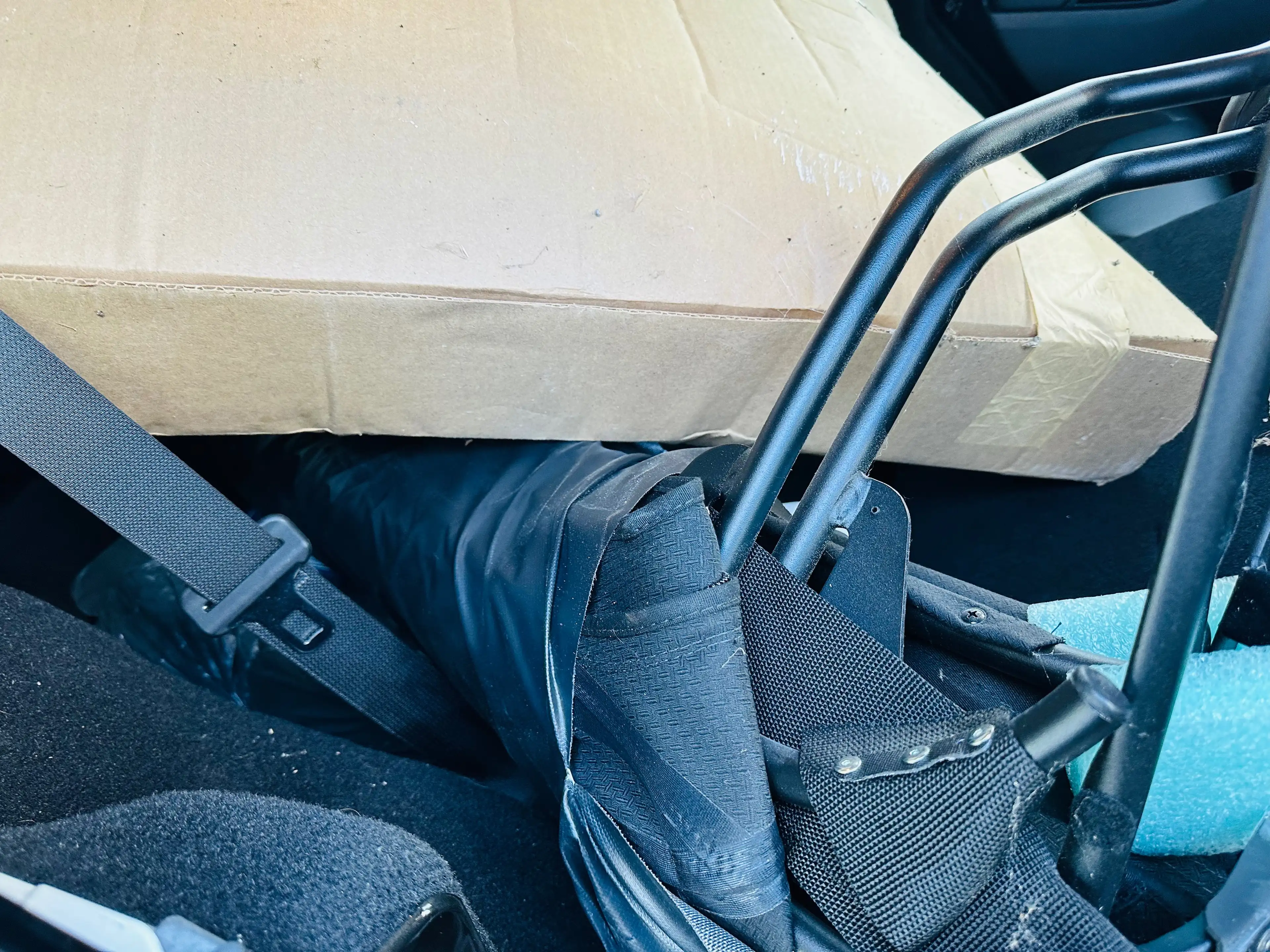 Jeep Wrangler Sahara — photo 11