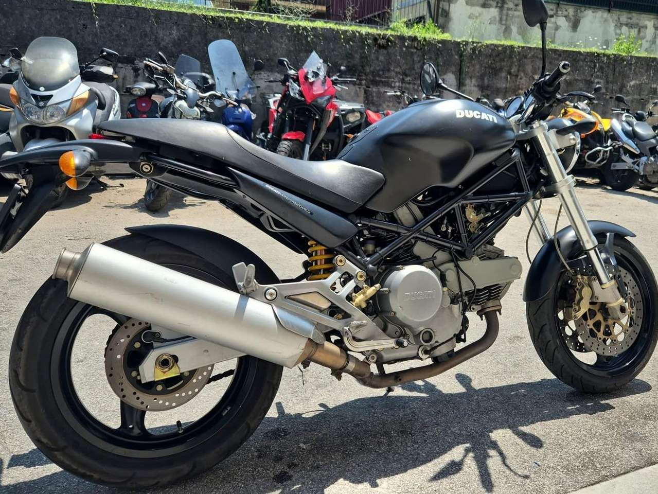 Ducati Monster 620 i.e. Dark