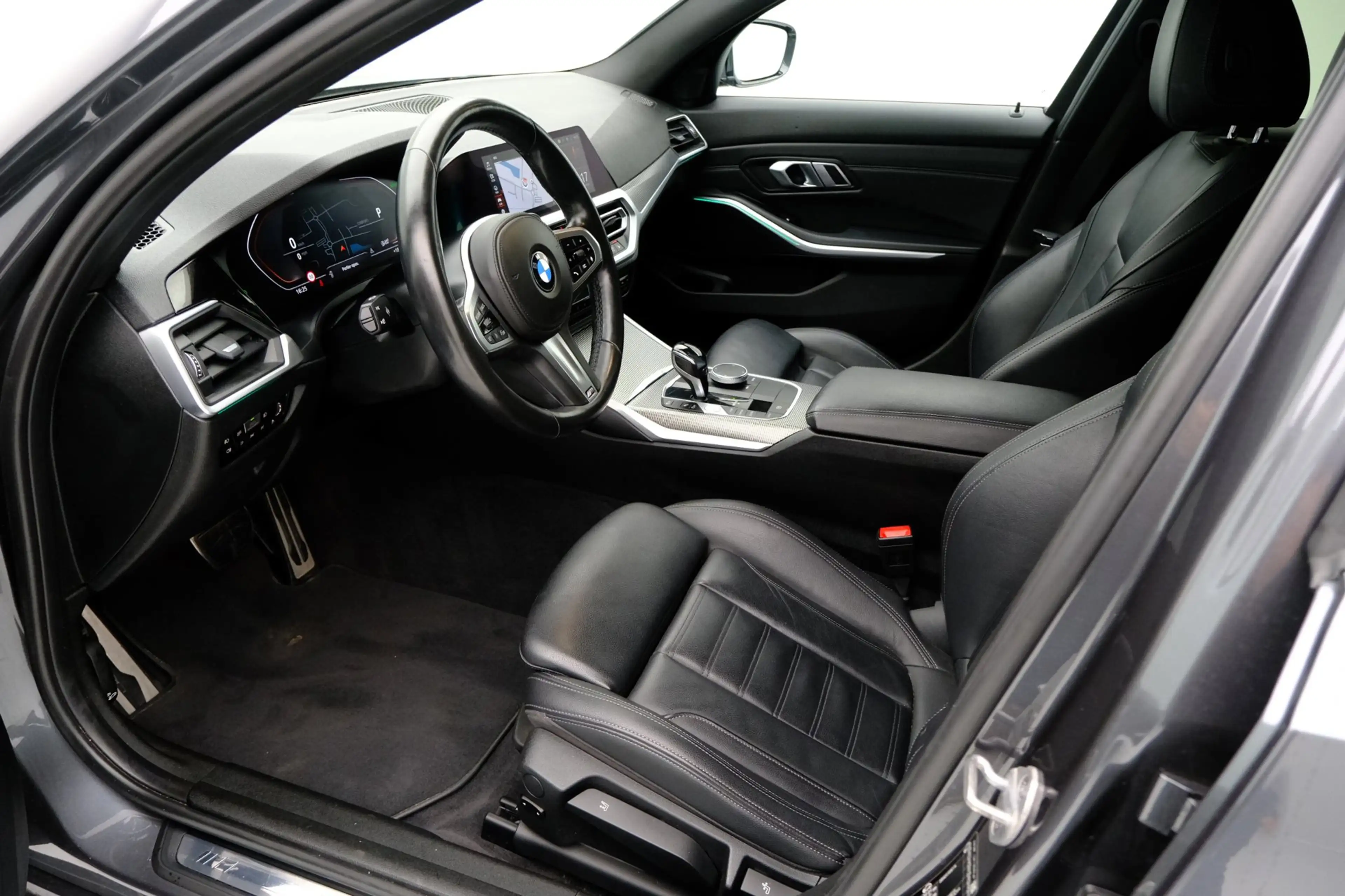 BMW 330 3-serie Touring 330i High M-sport Aut. Leer|Stoelv — photo 2