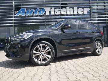 xDrive 18 d Sport Line Navigation LED PDC Bluetooth