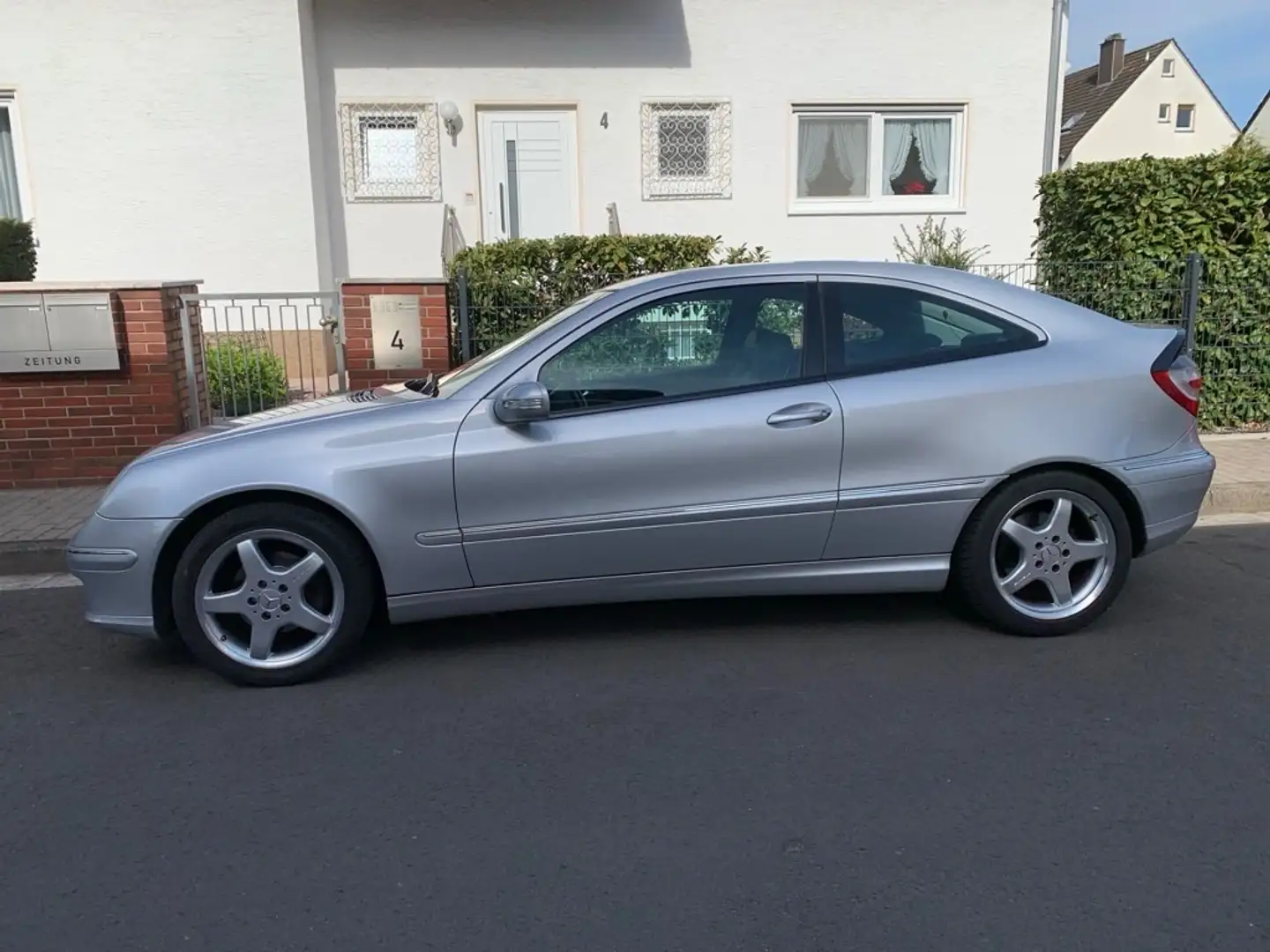 Mercedes-Benz C 200 C 200 Kompressor Sportcoupe Silber - 1