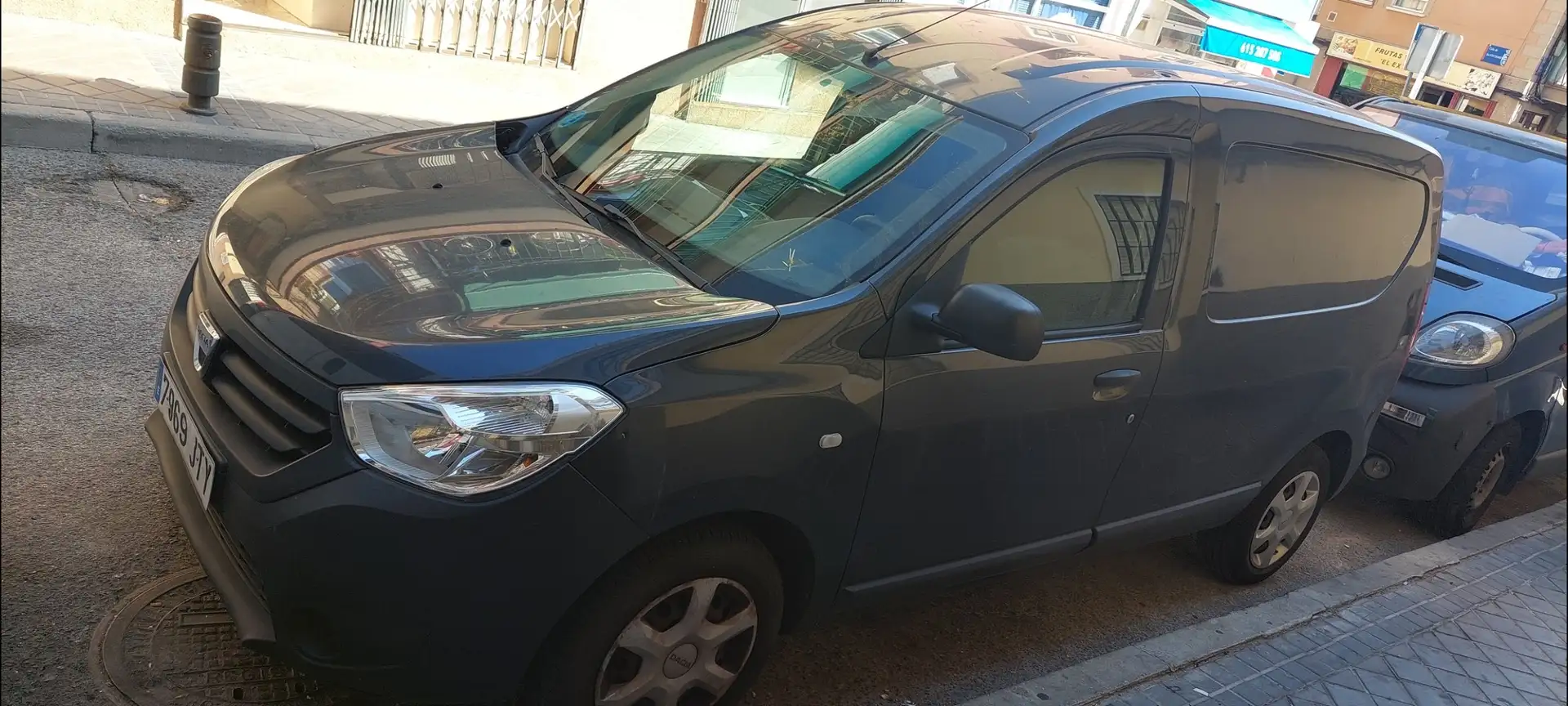 Dacia Dokker Dokker Van 1.6 Ambiance 75kW Ambiance Grijs - 1