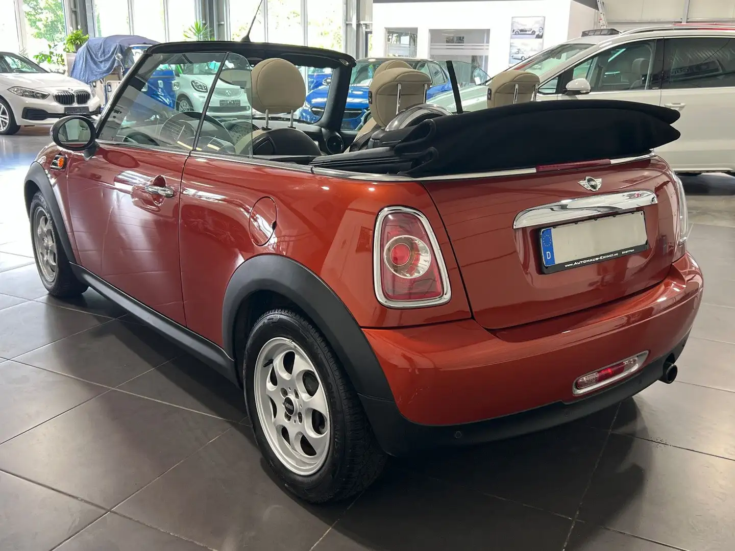 MINI One Cabrio One 1.6 Cabrio Automatik **Leder*Klima*PDC** Portocaliu - 2