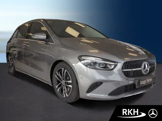 Mercedes-Benz B-Class view 2