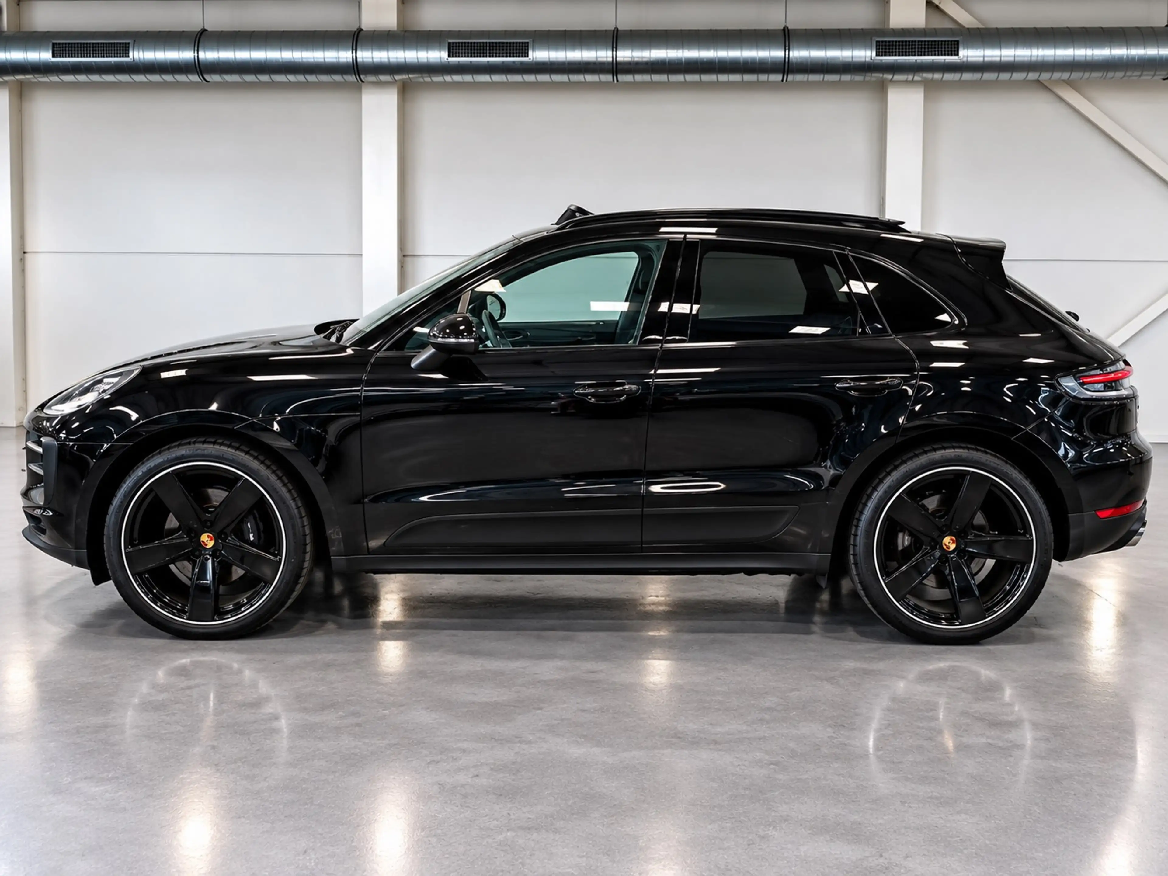 Porsche Macan 2.0 Turbo PDK — photo 6