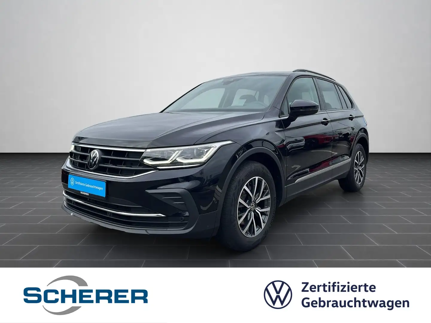 Volkswagen Tiguan Life 2.0 TDI DSG IQ.LIGHT NAVI AHK RFK Schwarz - 1