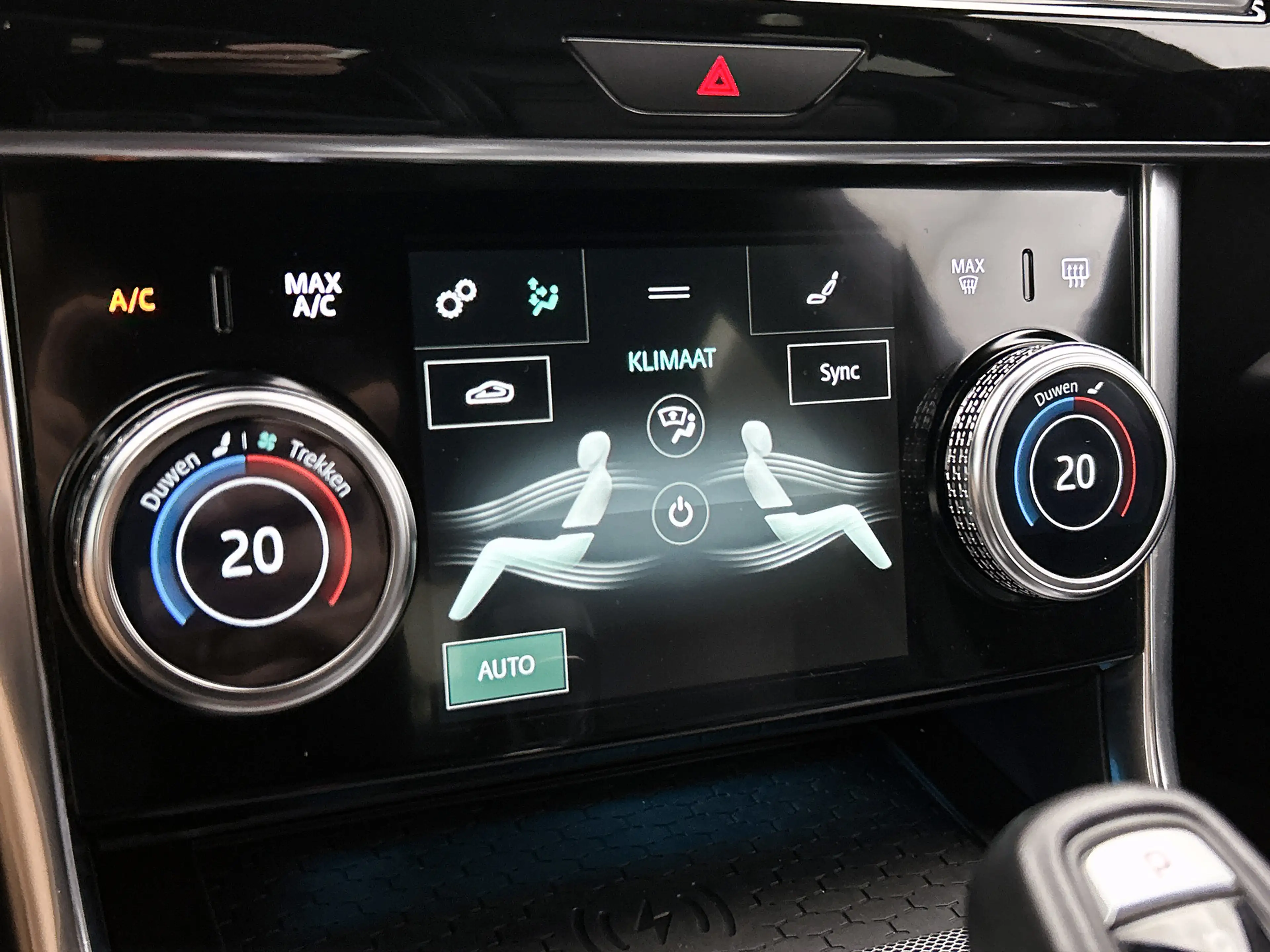 Jaguar XE 2.0 P250 R-Dynamic SE | Camera | Cruise Control | — photo 21