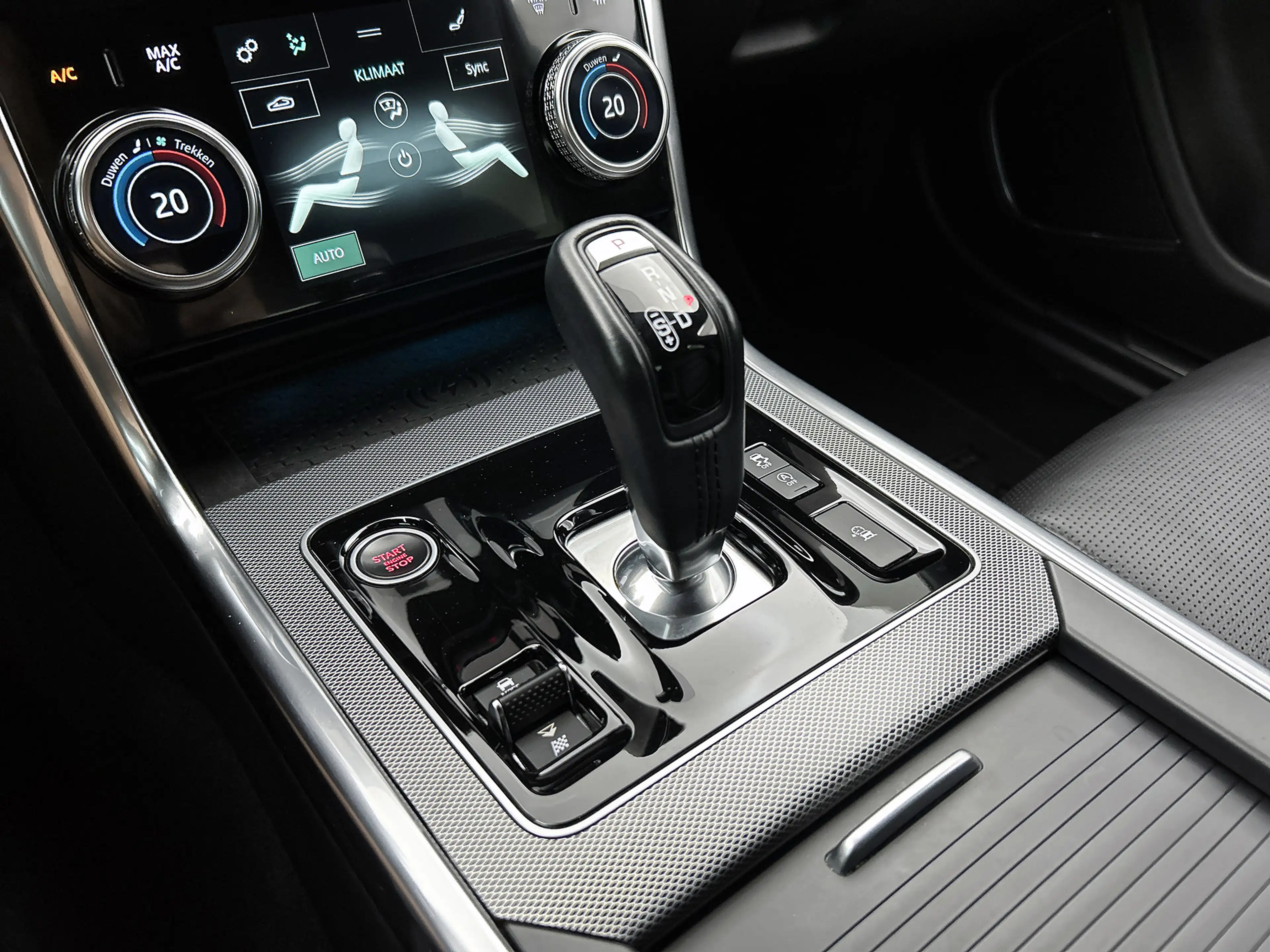 Jaguar XE 2.0 P250 R-Dynamic SE | Camera | Cruise Control | — photo 15