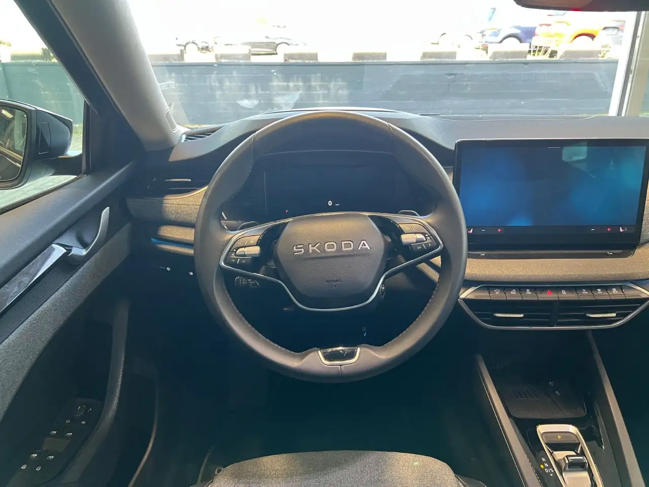 Skoda Octavia Combi 2.0TDI*AHK*LED*NAVI*LANEASSIST, миниатюра 11