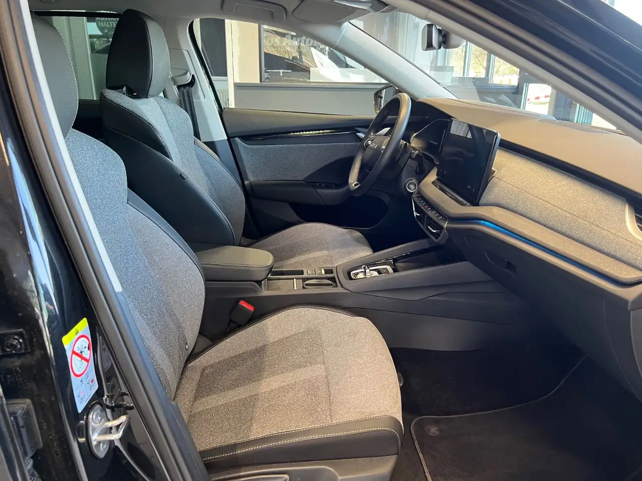 Skoda Octavia Combi 2.0TDI*AHK*LED*NAVI*LANEASSIST, миниатюра 23