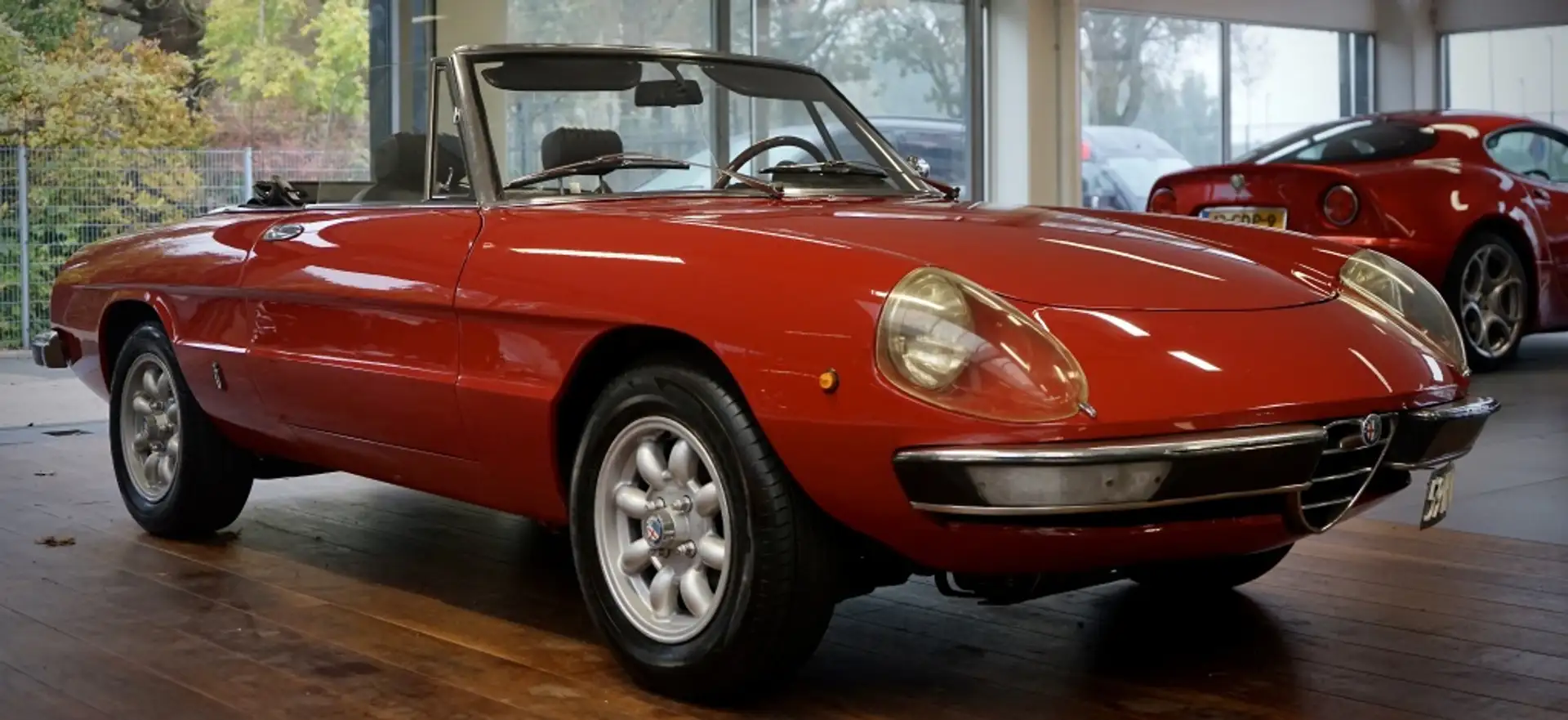 Alfa Romeo Spider 2.0 Veloce Rot - 1