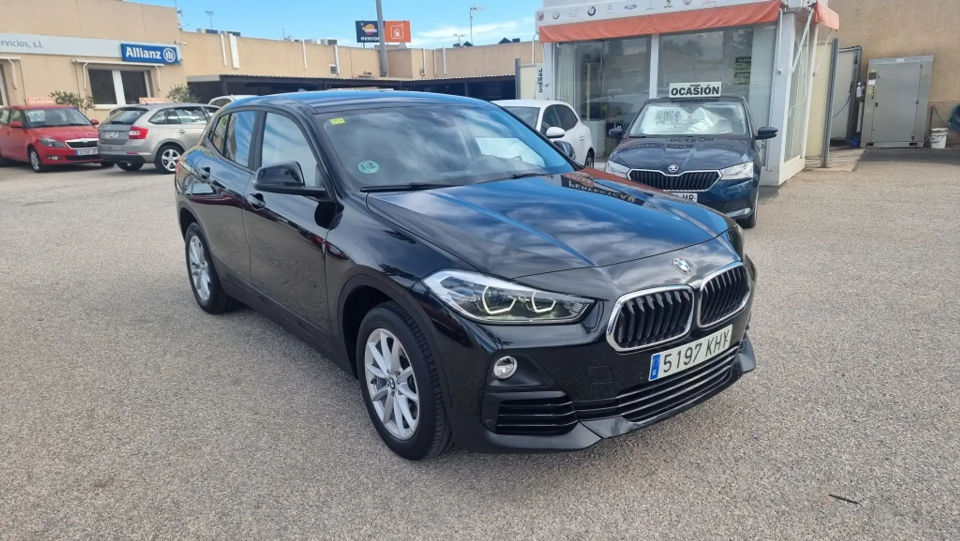 BMW X2 xDrive 20dA Advantage Zwart - 1