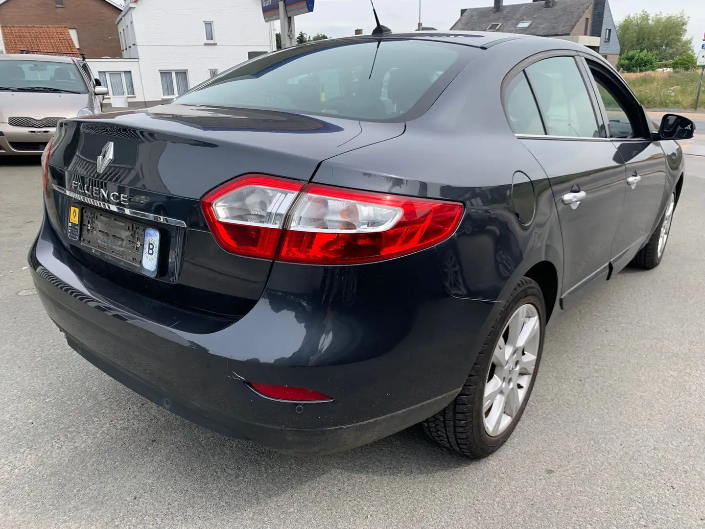 Renault Fluence 1.6i Dynamique Grigio - 2