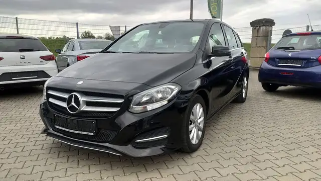 Mercedes-Benz B 180 CDI NAVI+Klima+BT+PDC+SHZ+ALU+Tempomat+CD