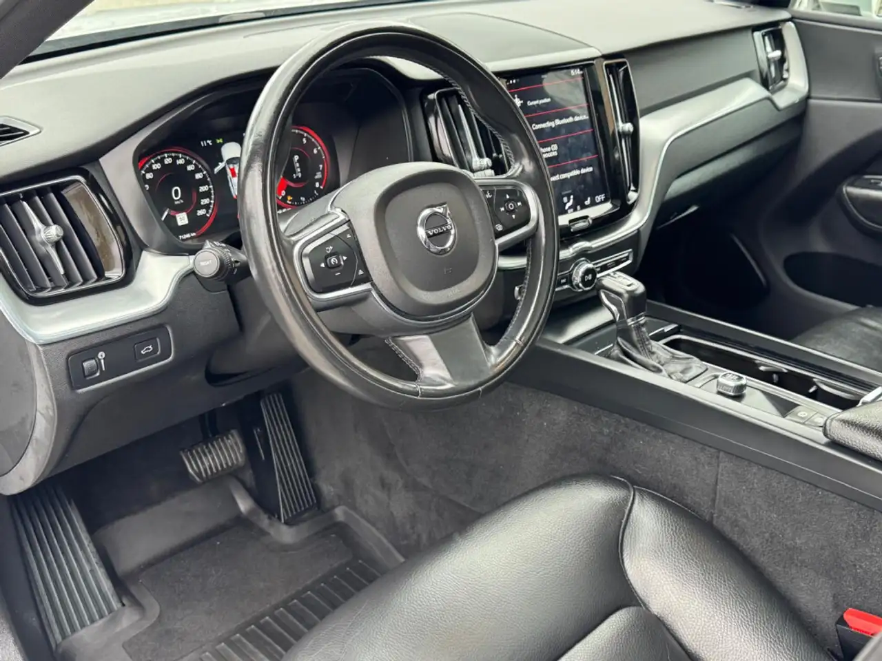 Volvo XC60 снимка Volvo XC60