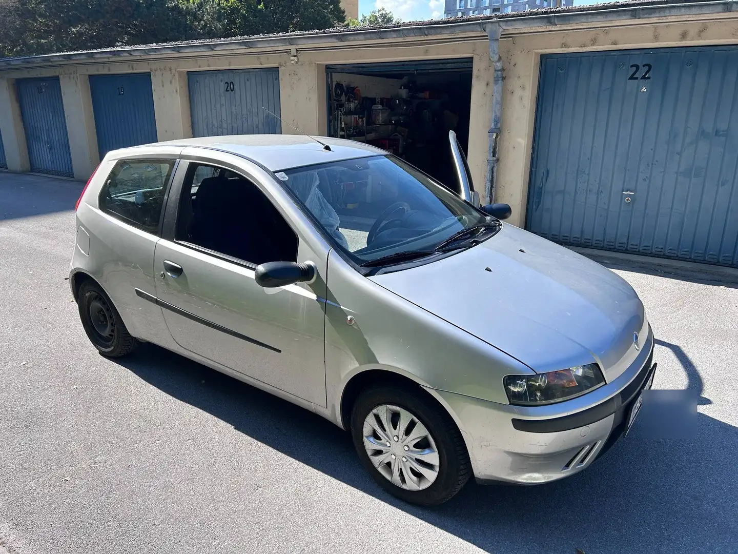 Fiat Punto Punto 1,2 Active Active Grau - 1