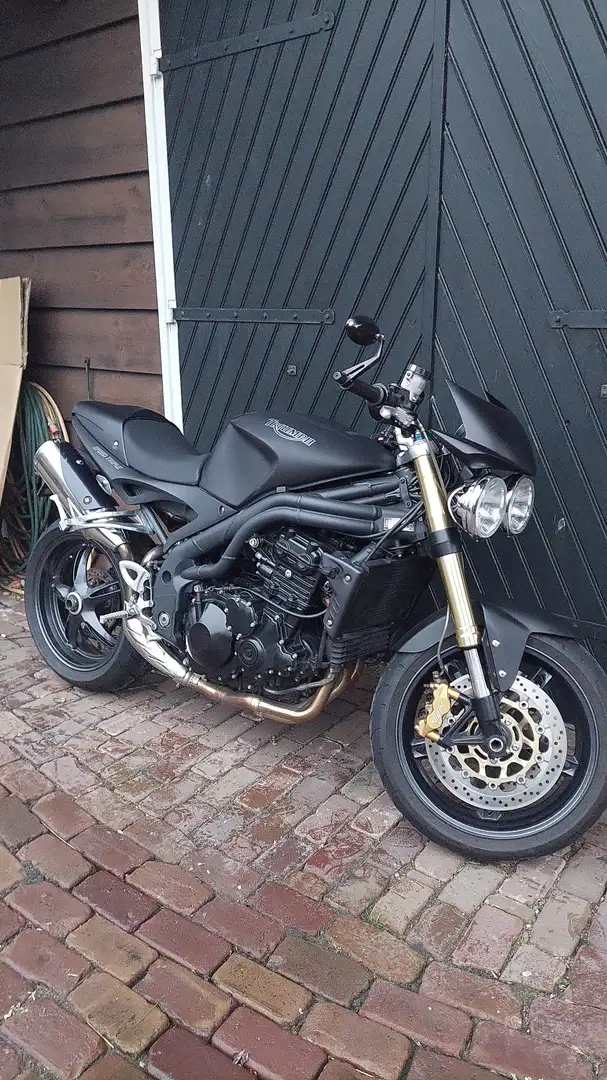 Triumph Speed Triple 1050 Zwart - 1