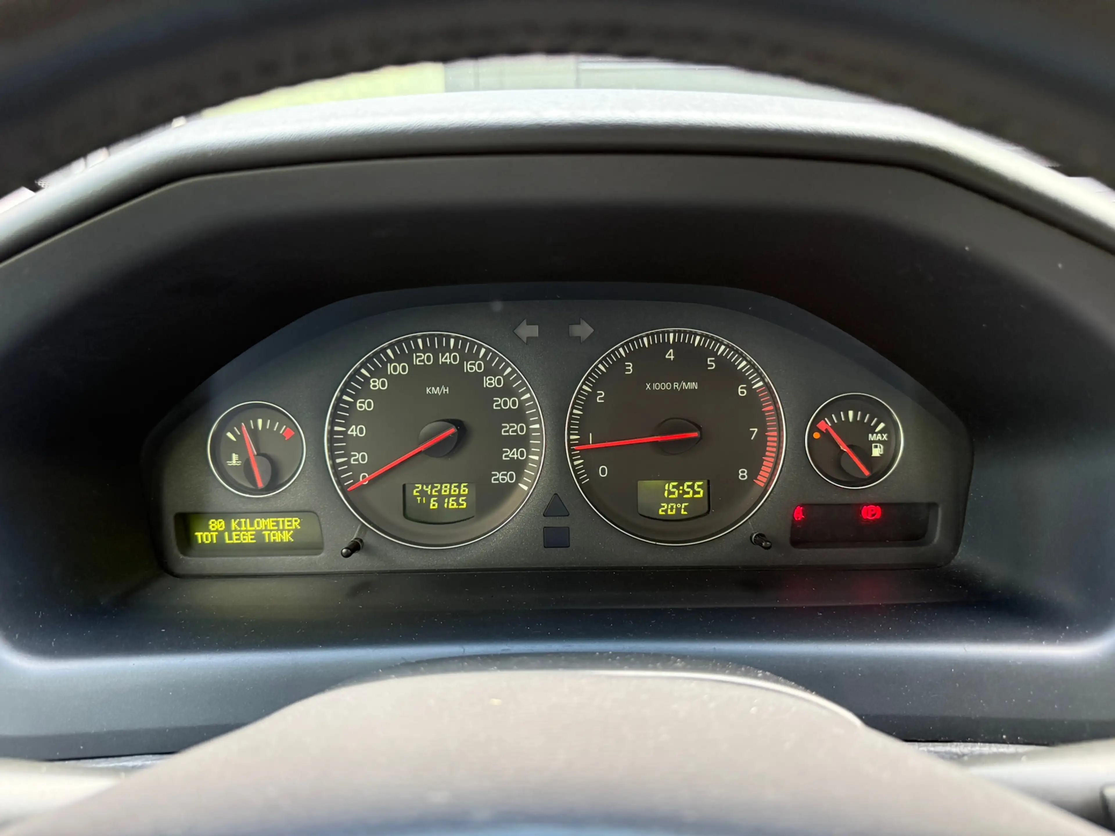 Volvo S60 2.4 Summum — photo 6