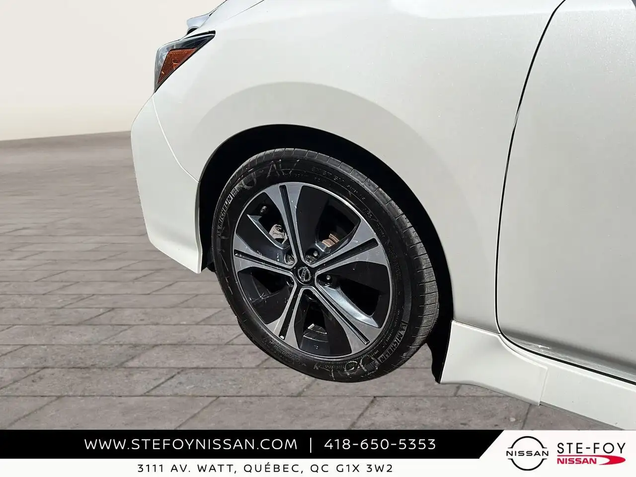 Nissan Leaf photo Nissan Leaf