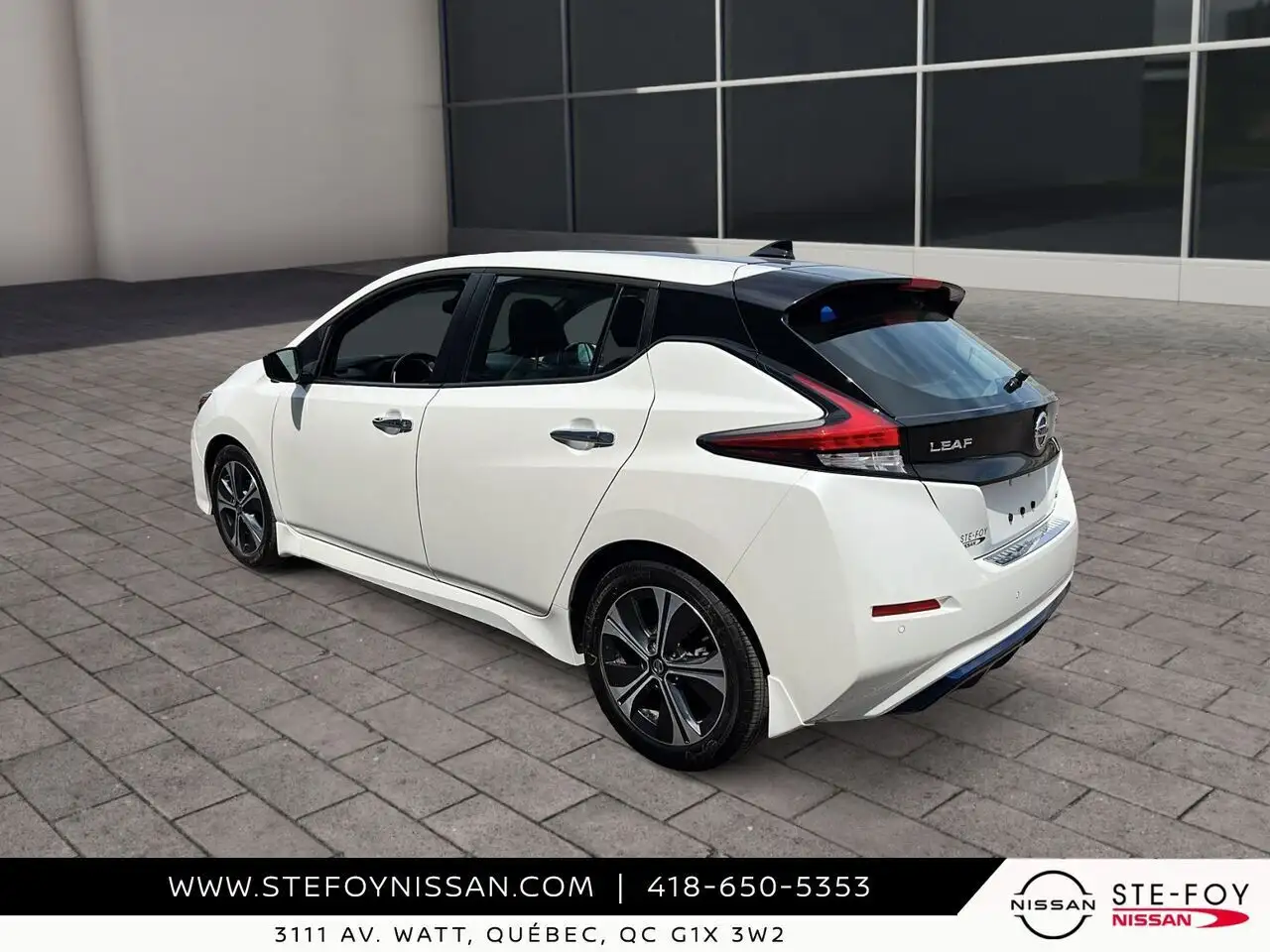 Nissan Leaf photo Nissan Leaf