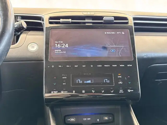 Hyundai Tucson view 25