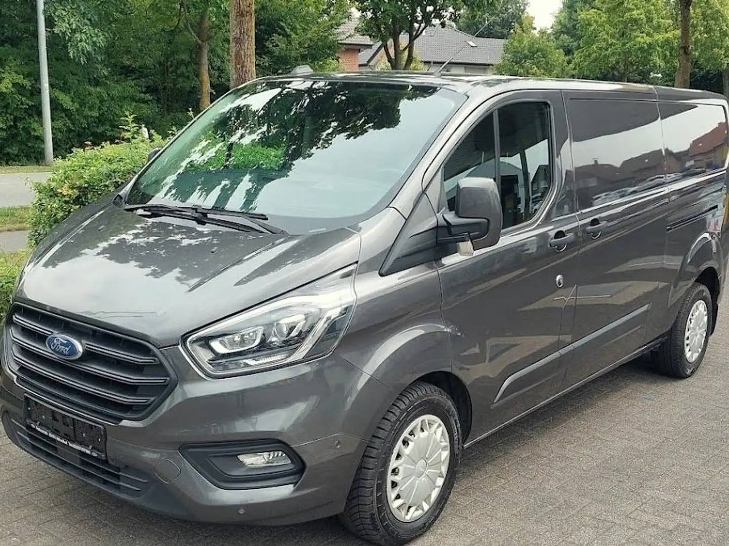 Ford Transit Custom 300 L2H1 Autm. Trend NEUER MOTOR XENON AHK NAVI Grigio - 1