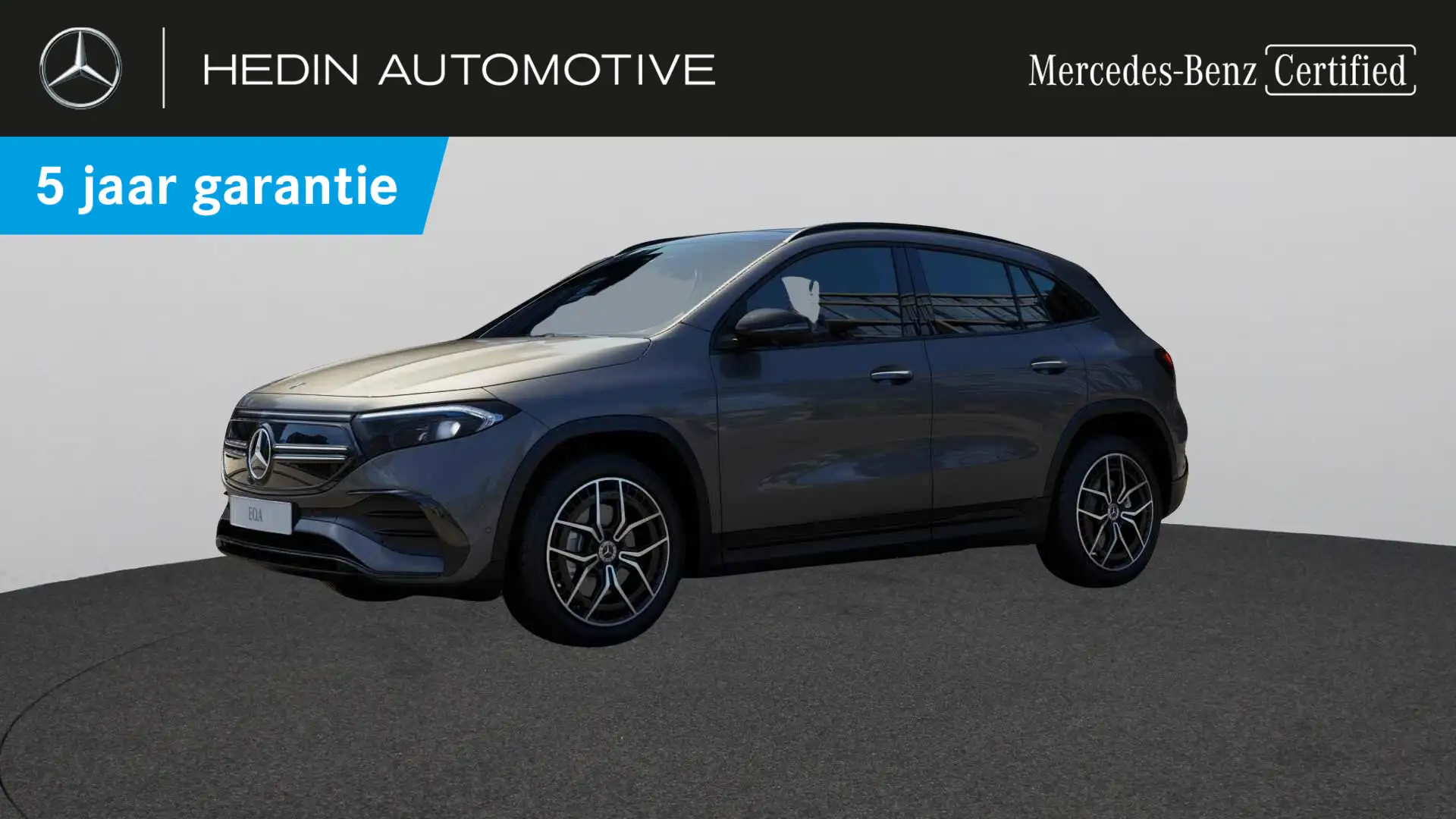 Mercedes-Benz EQA 300 4MATIC AMG Line | Panoramisch Dak | 360° Parkeerpa - 1