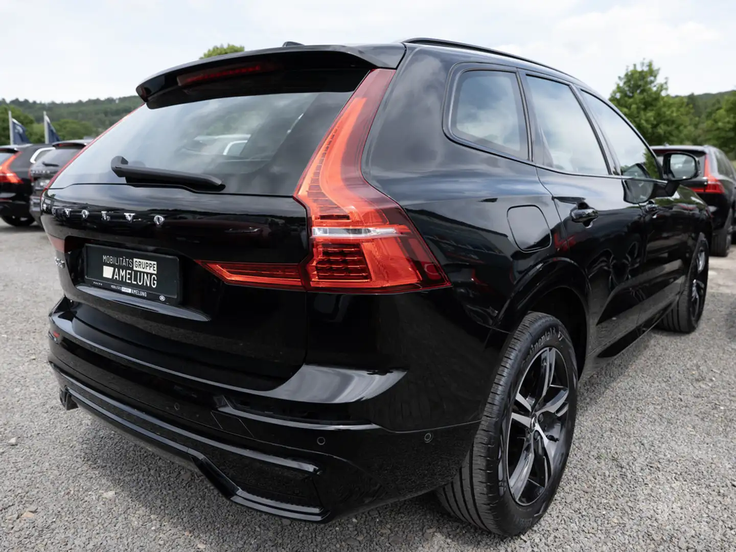 Volvo XC60 B4 R-Design STANDHZ LED 360° HUD FACEL. Negro - 2
