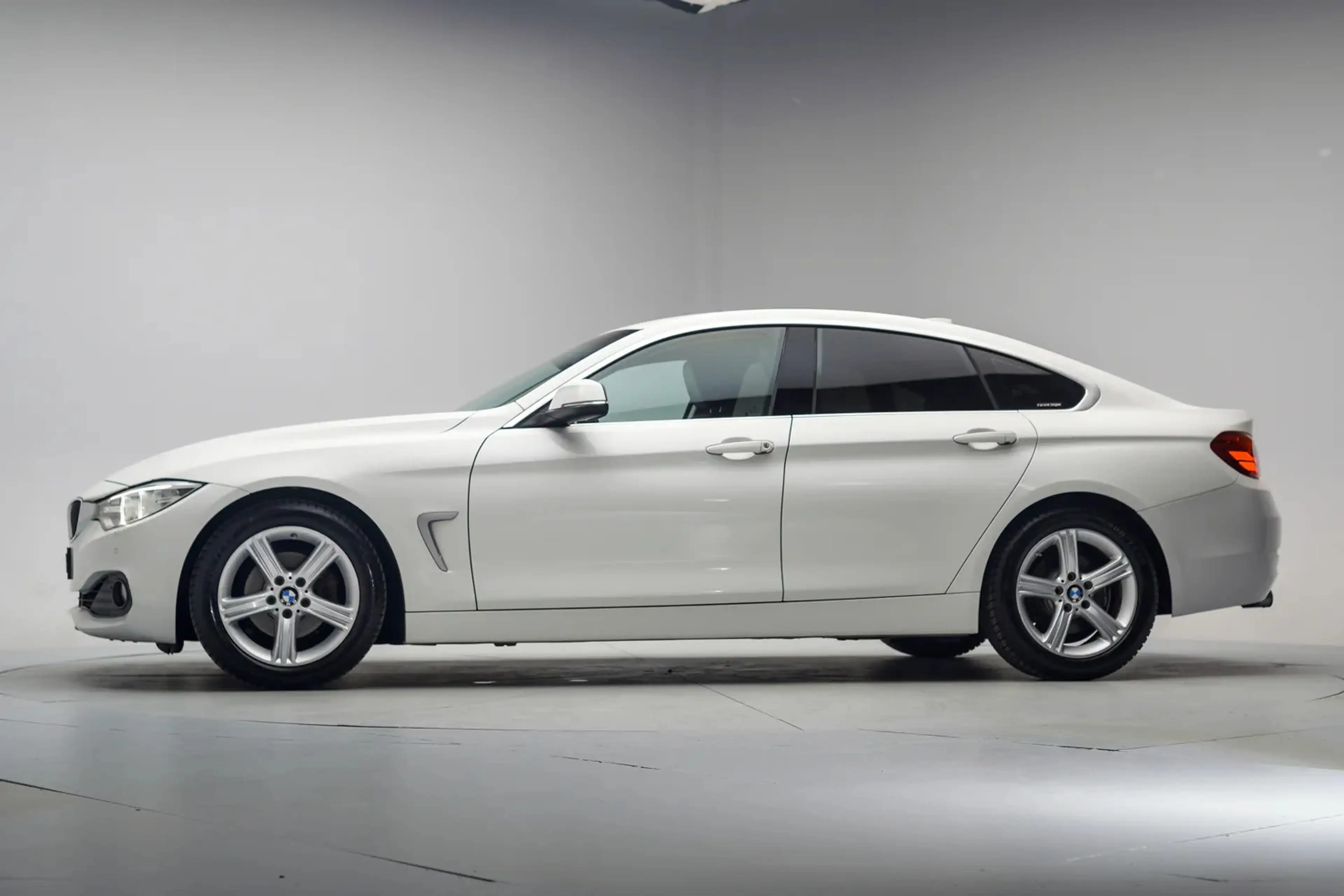 BMW 418 4-serie 418i Executive Sport Aut. [ Navi Xenon PDC — photo 2