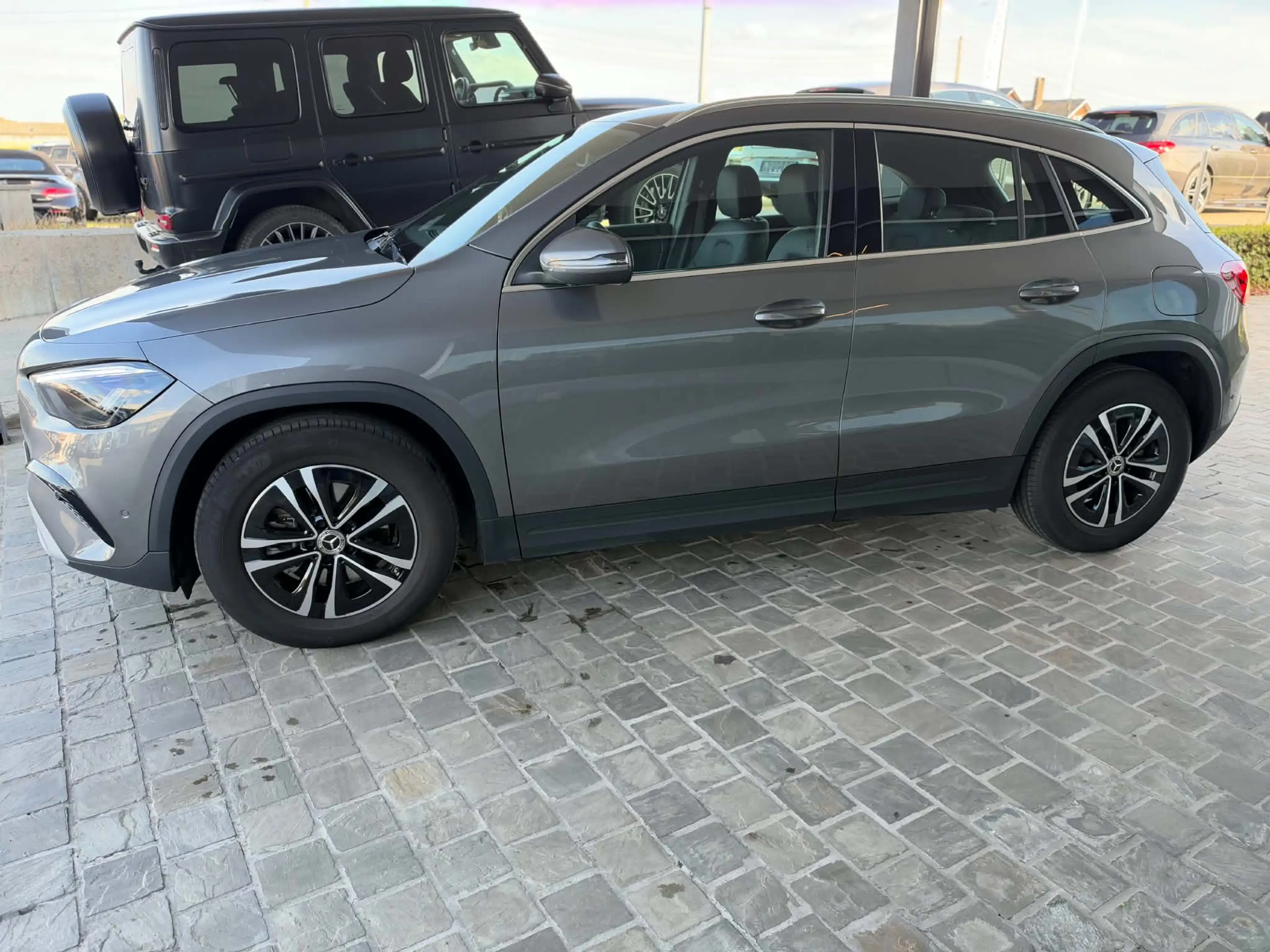 Mercedes-Benz GLA 180 2025 automaat trekhaak gps achteruitrijcamera — photo 2