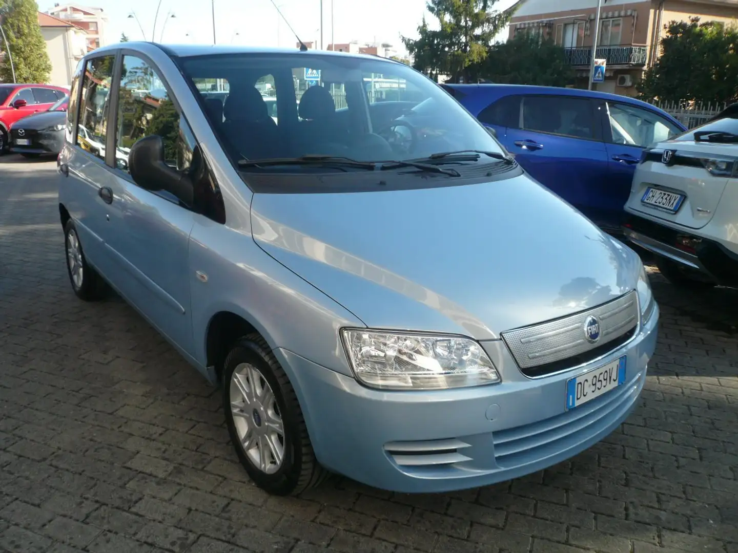 Fiat Multipla Multipla 1.6 16v bipower Metano Neopatentati Blu/Azzurro - 2