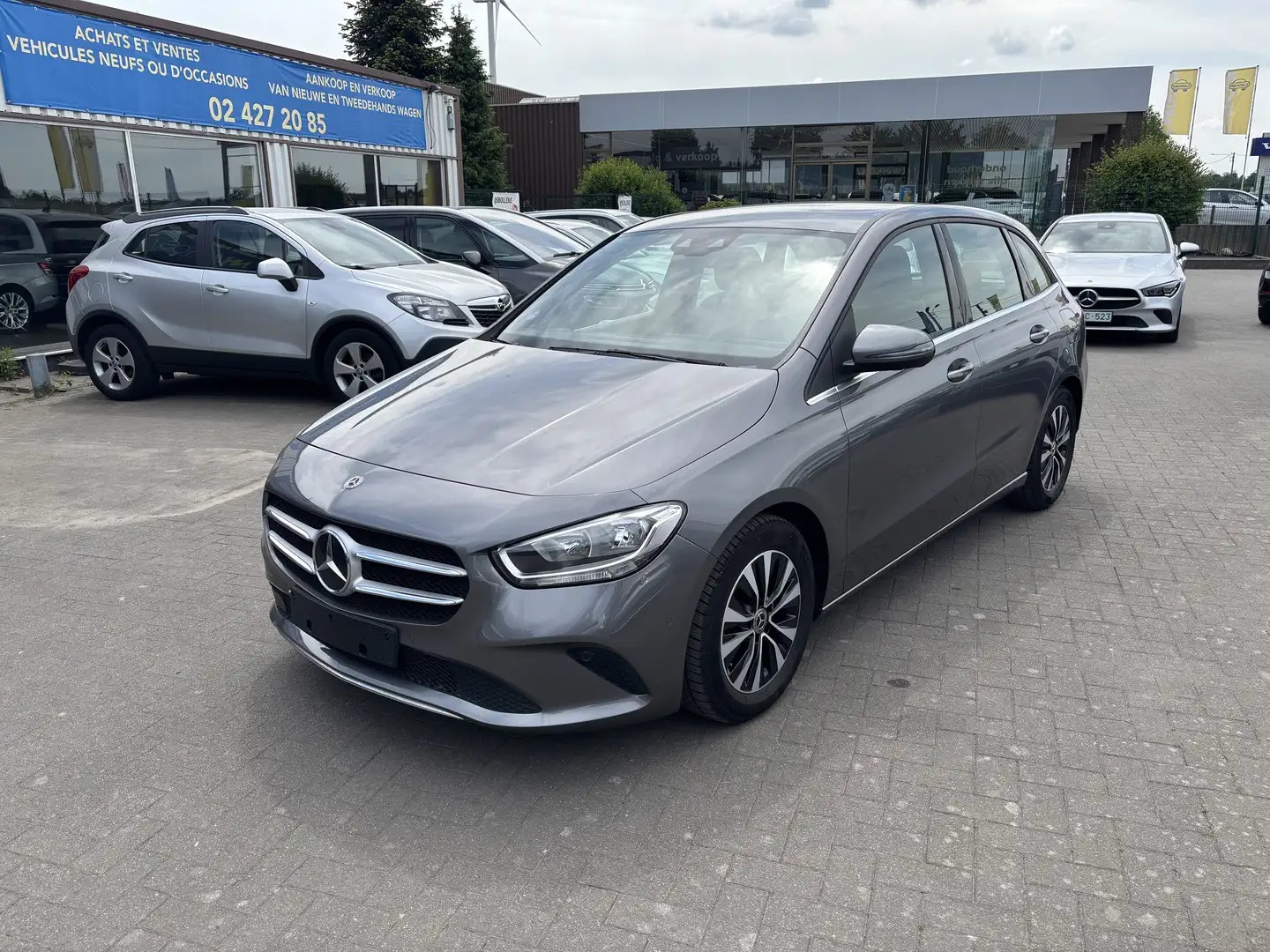 Mercedes-Benz B 180 Business Solution Grijs - 1