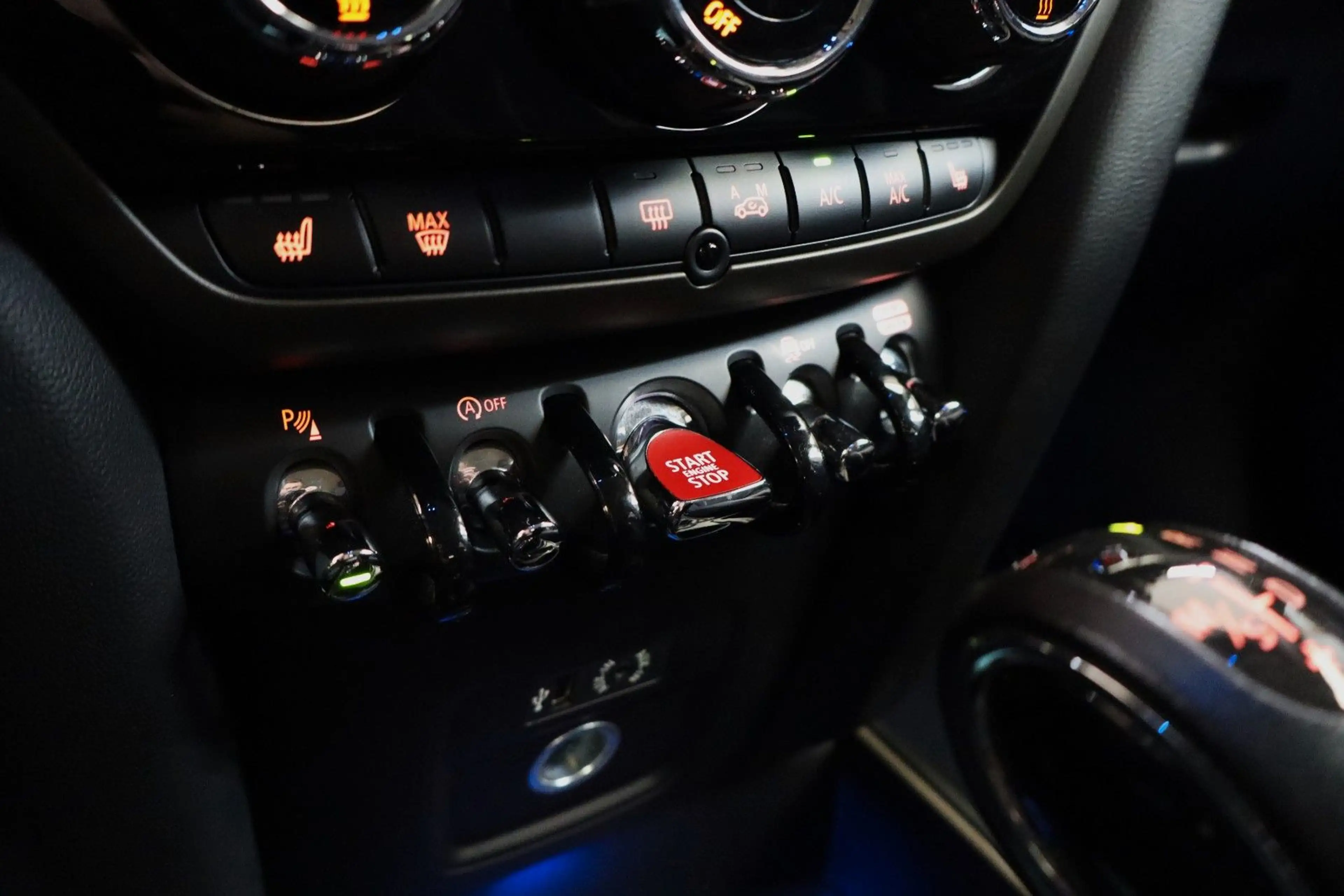 MINI Cooper S Countryman All4 2,0 Aut LED Kamera Navi — photo 13