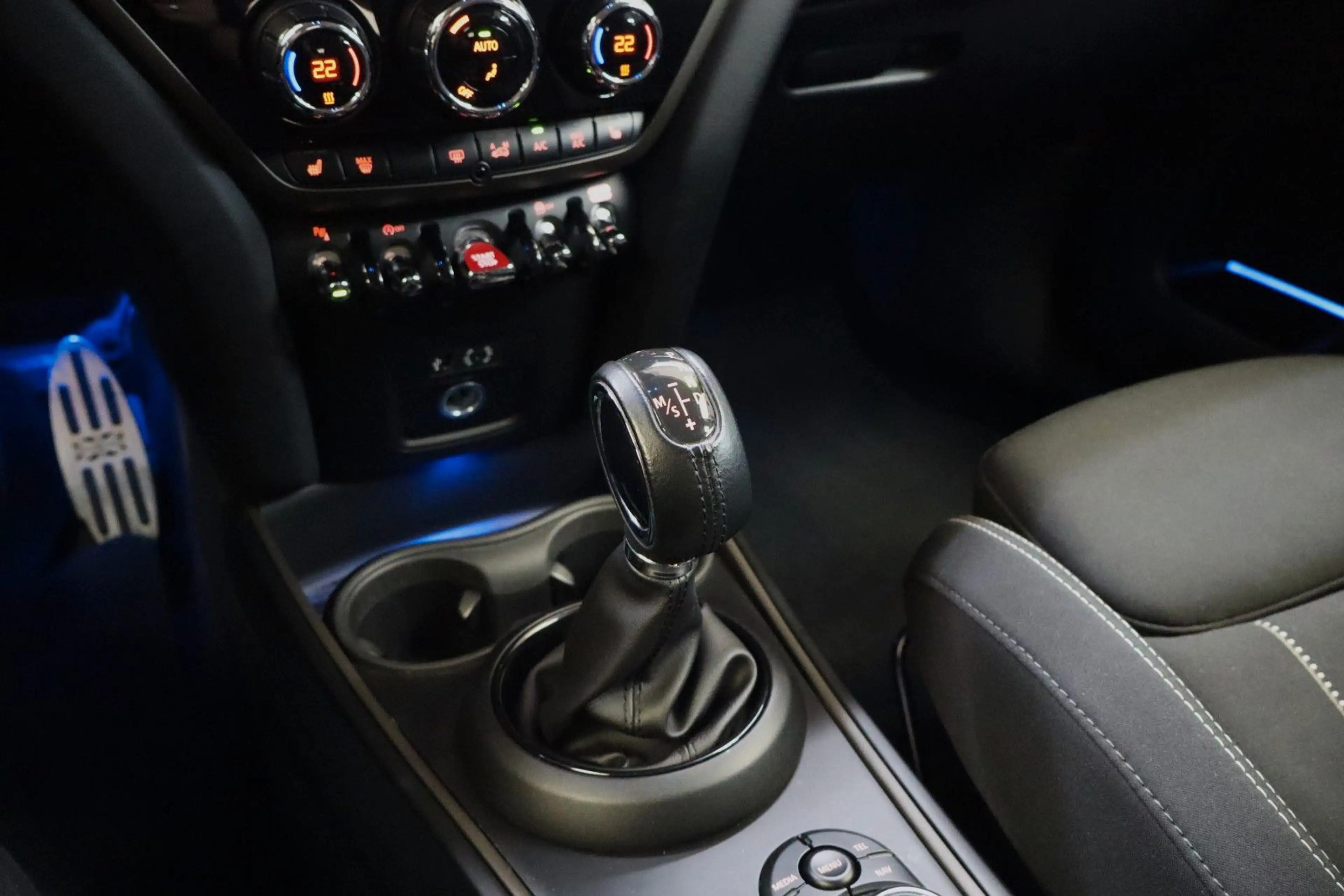 MINI Cooper S Countryman All4 2,0 Aut LED Kamera Navi — photo 14