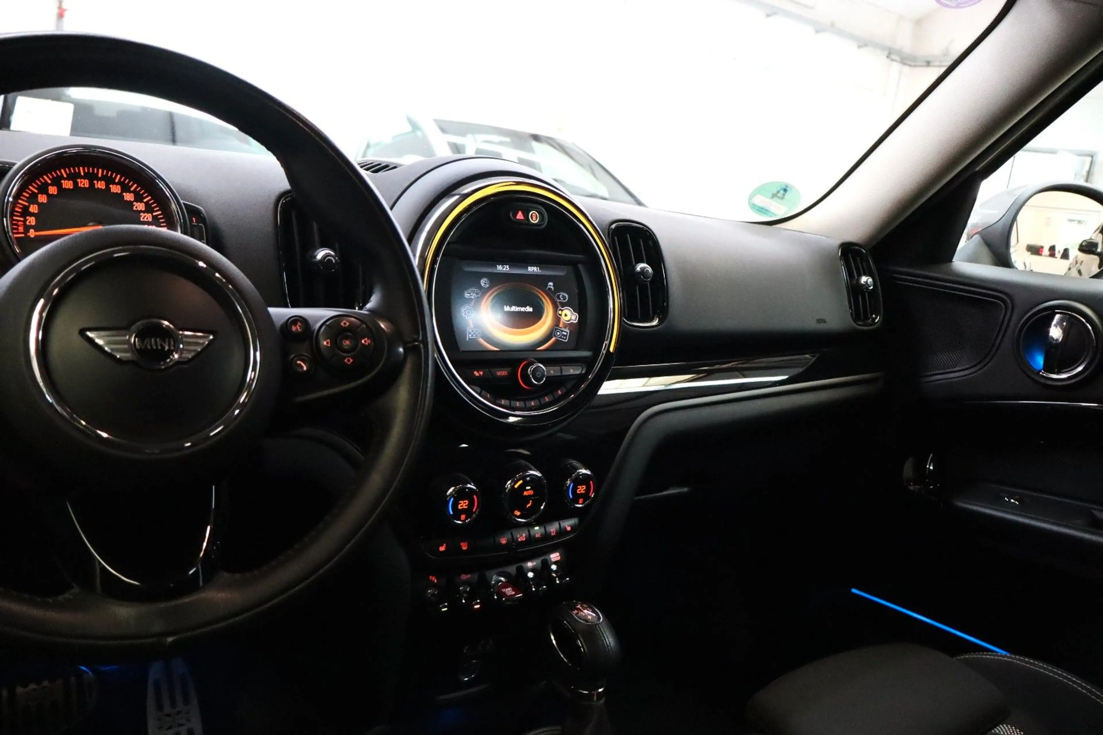 MINI Cooper S Countryman All4 2,0 Aut LED Kamera Navi — photo 8