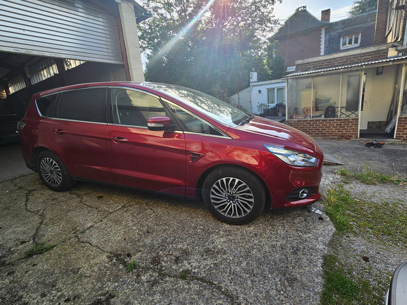 Ford S-Max S-Max 2.0 TDCi Titanium (EU6.2) — photo 2