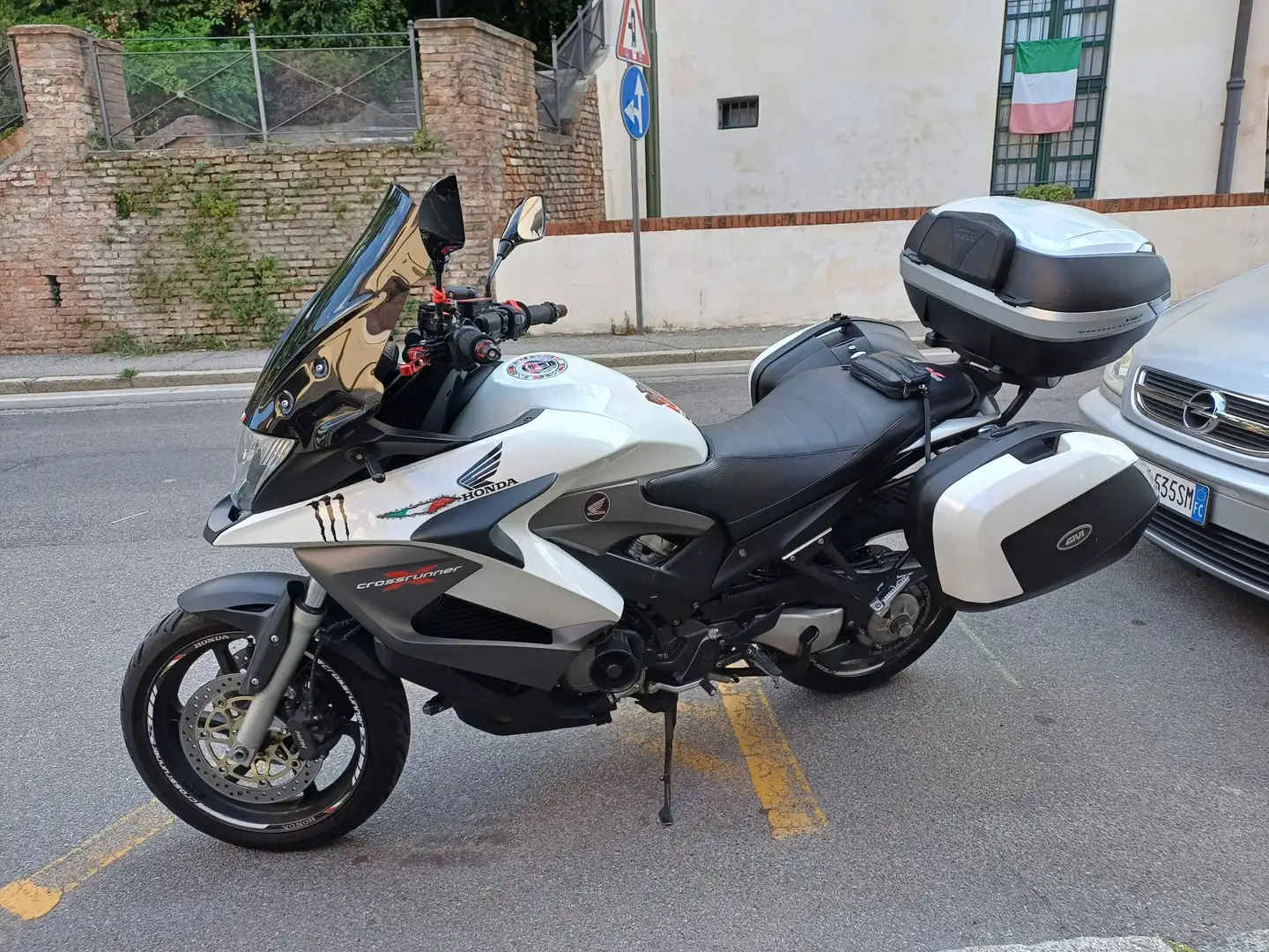Honda Crossrunner Blanc - 2