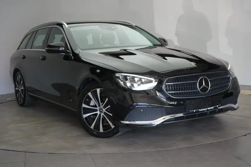 MERCEDES-BENZ Clasa E
