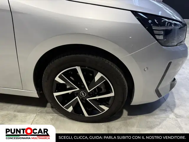 Opel Corsa view 5