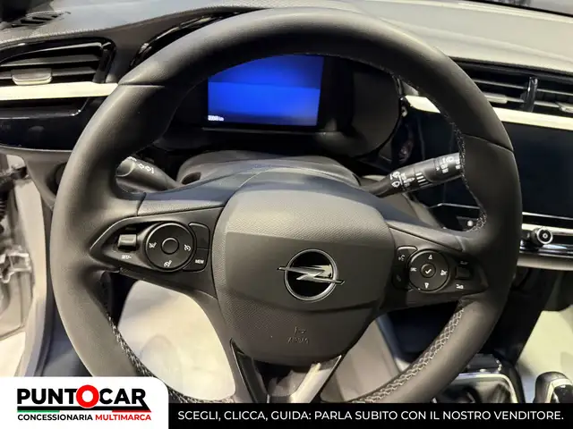 Opel Corsa view 10