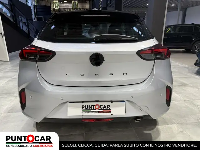 Opel Corsa view 7
