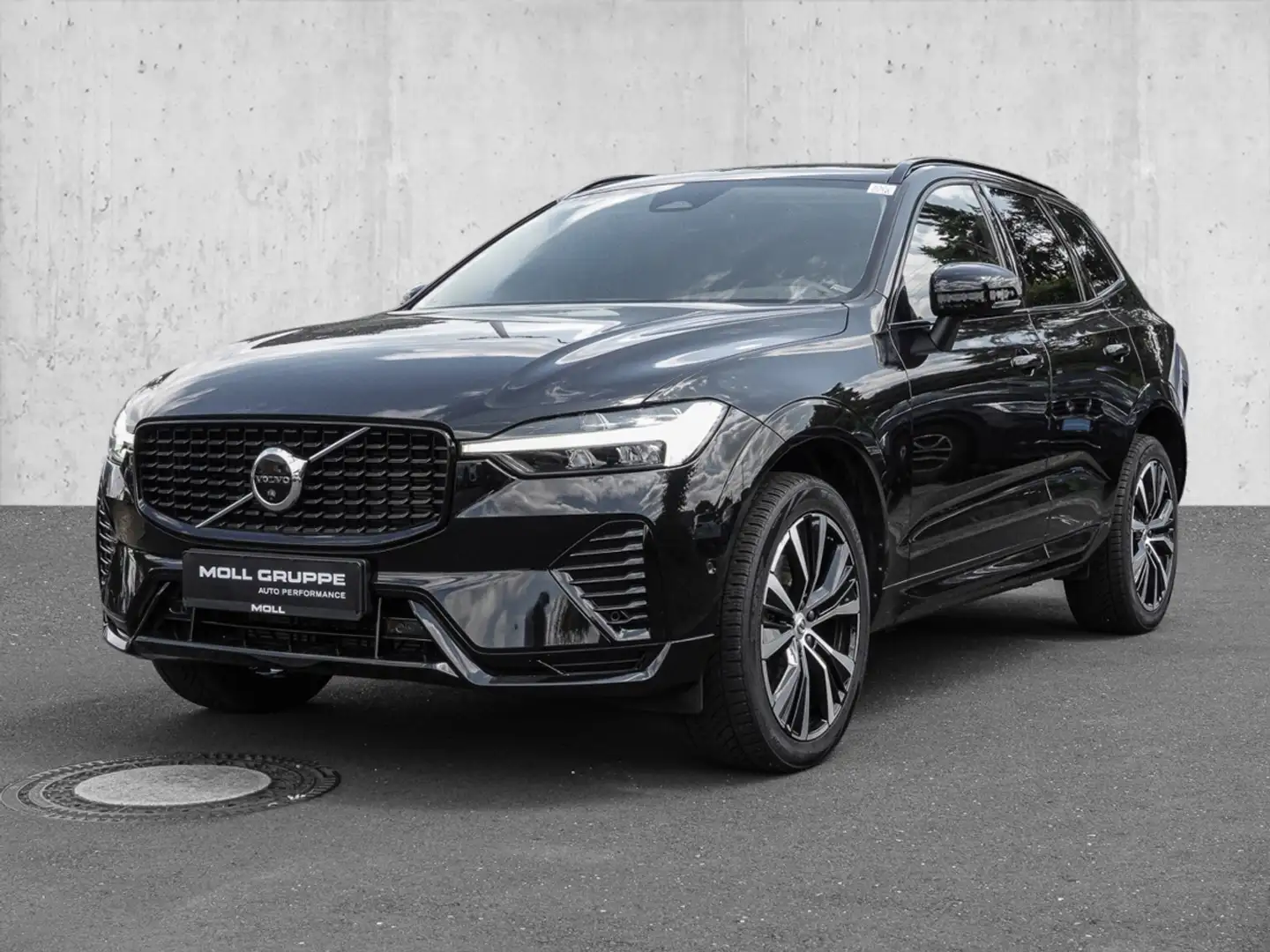 Volvo XC60 B4 2WD Plus Dark ACC EL.HECK AHK Schwarz - 2