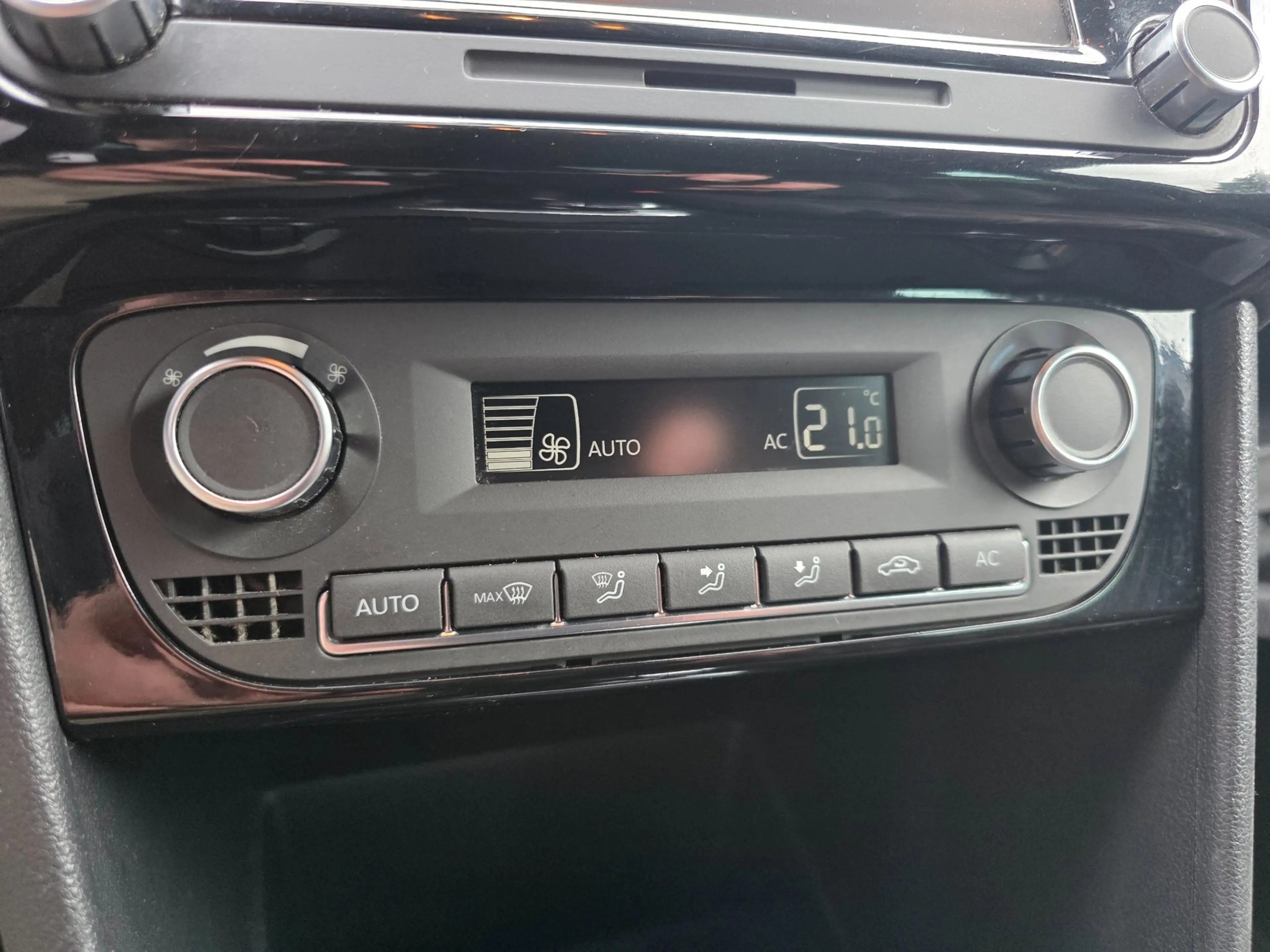 Volkswagen Polo GTI 1.4 TSI / XENON / LED-DAGRIJ / P.SENSOREN / CRUISE — photo 28