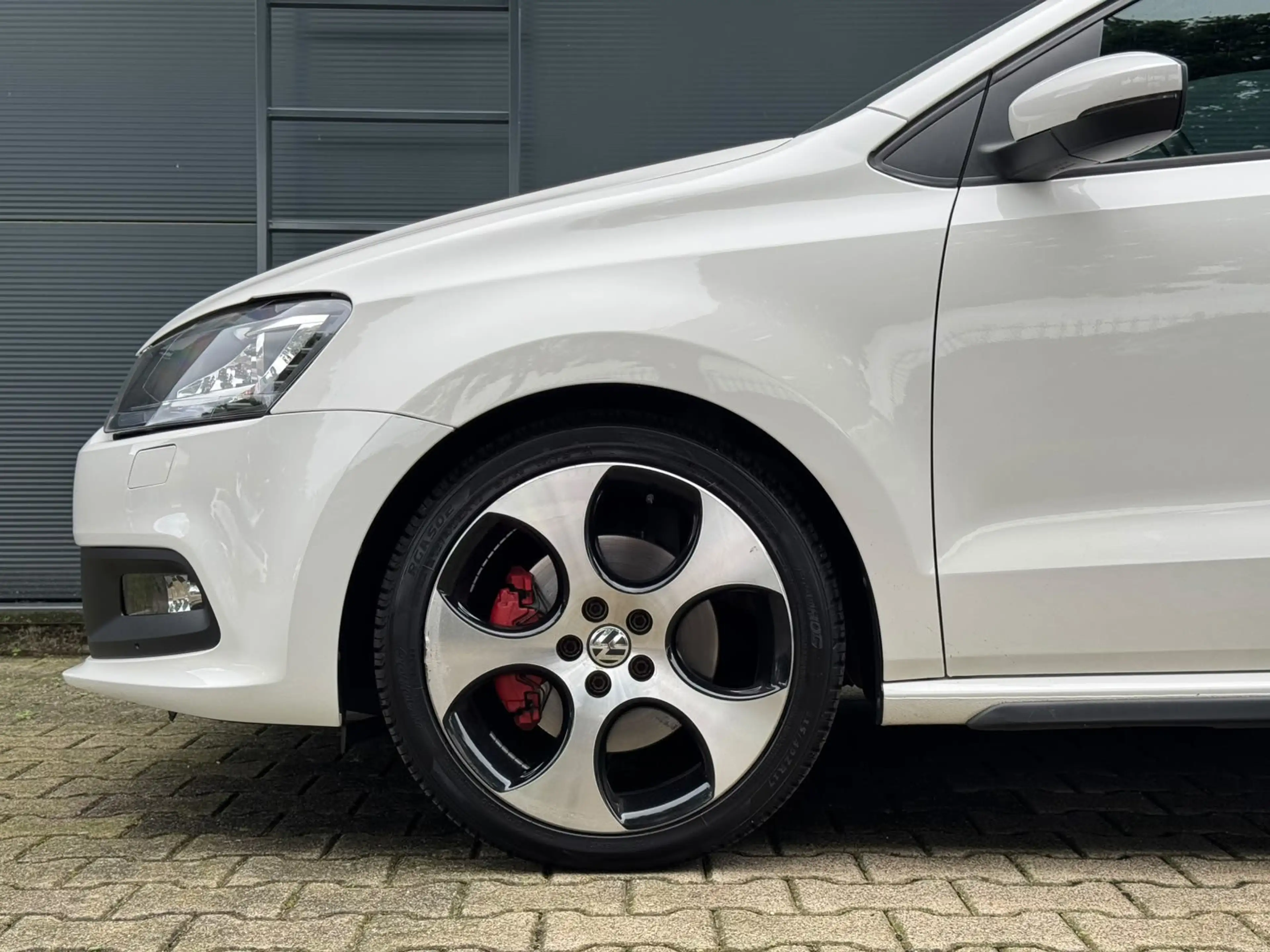 Volkswagen Polo GTI 1.4 TSI / XENON / LED-DAGRIJ / P.SENSOREN / CRUISE — photo 14